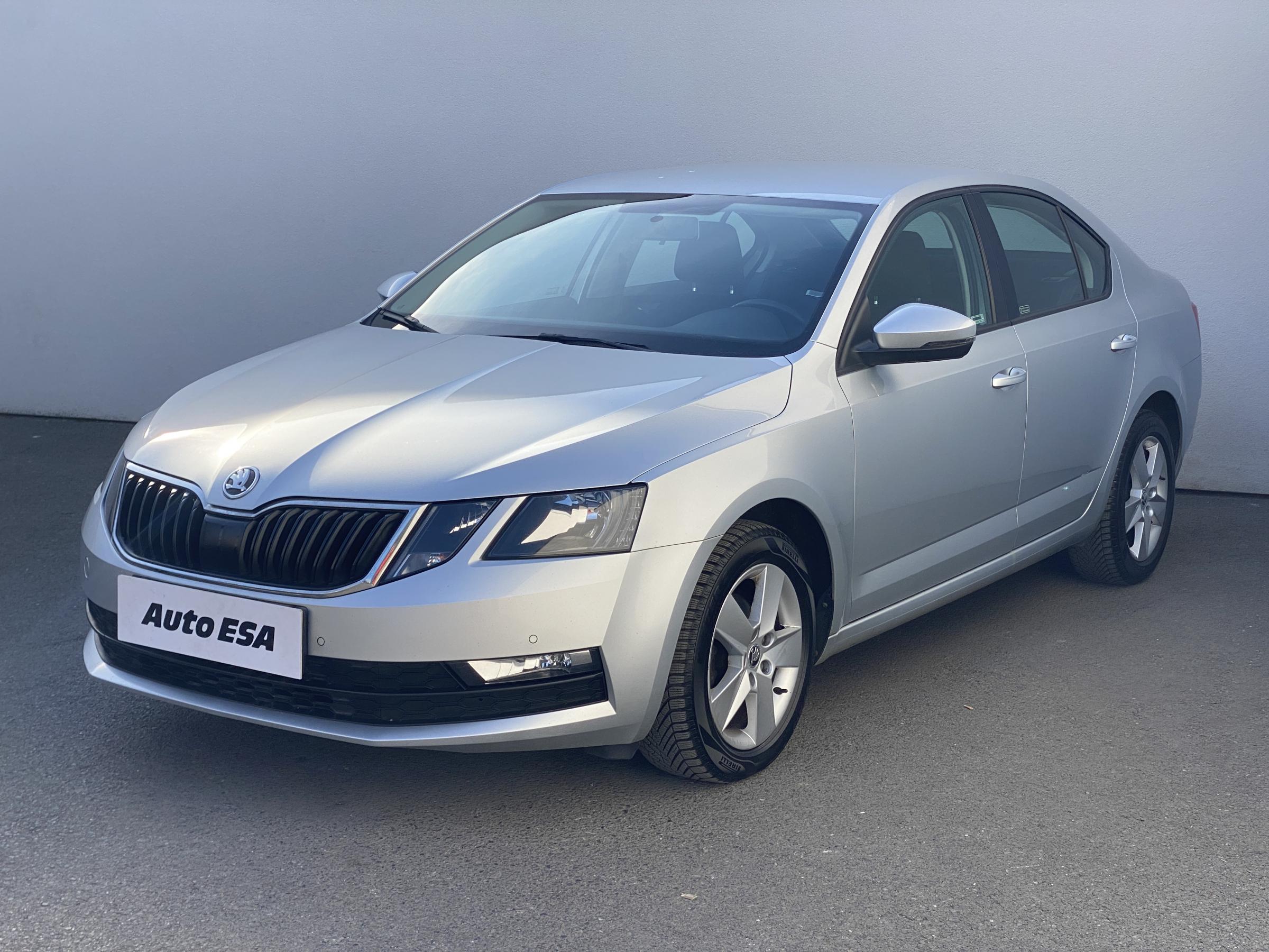 Škoda Octavia III, 2018 - pohled č. 3