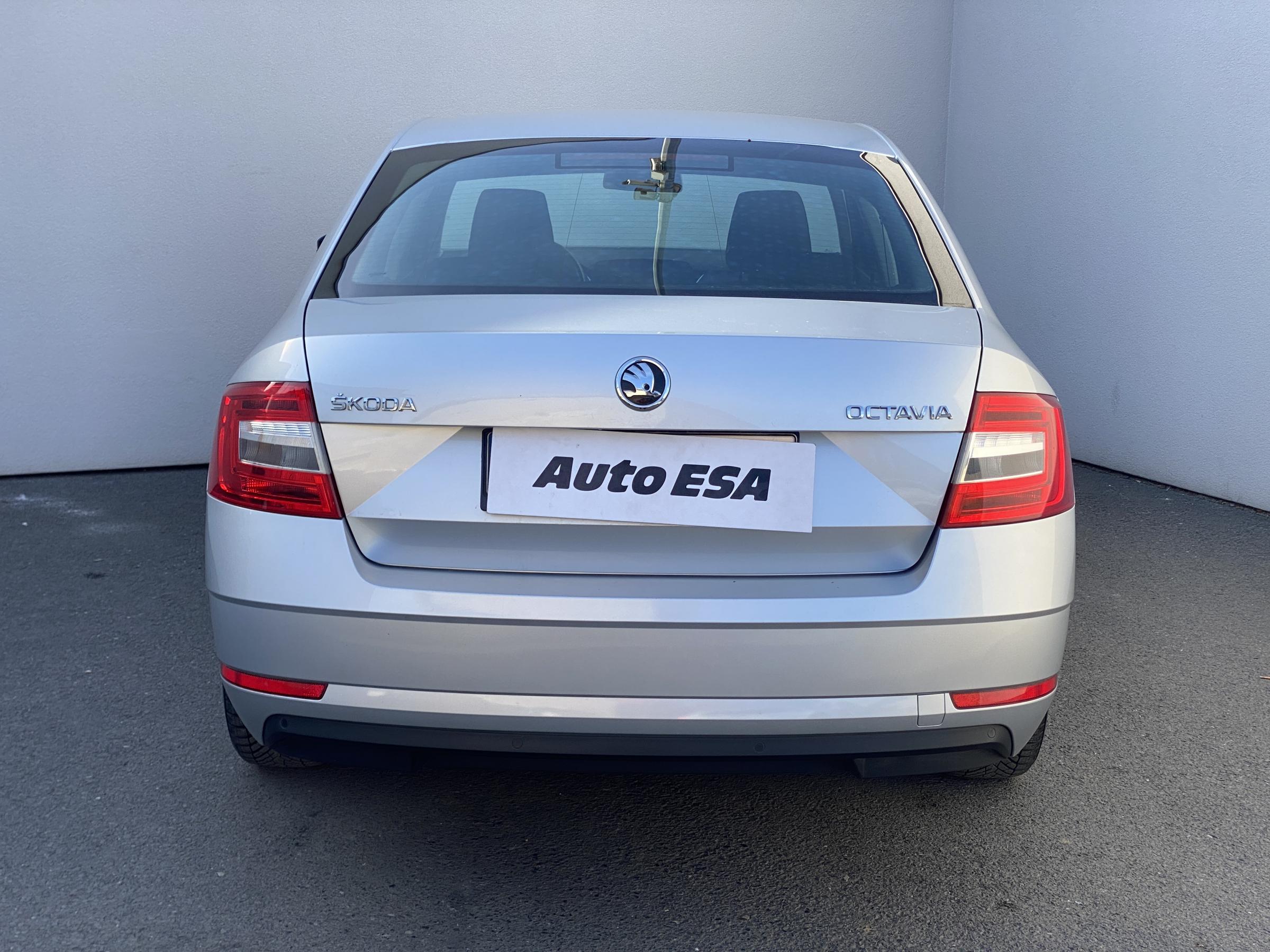 Škoda Octavia III, 2018 - pohled č. 5