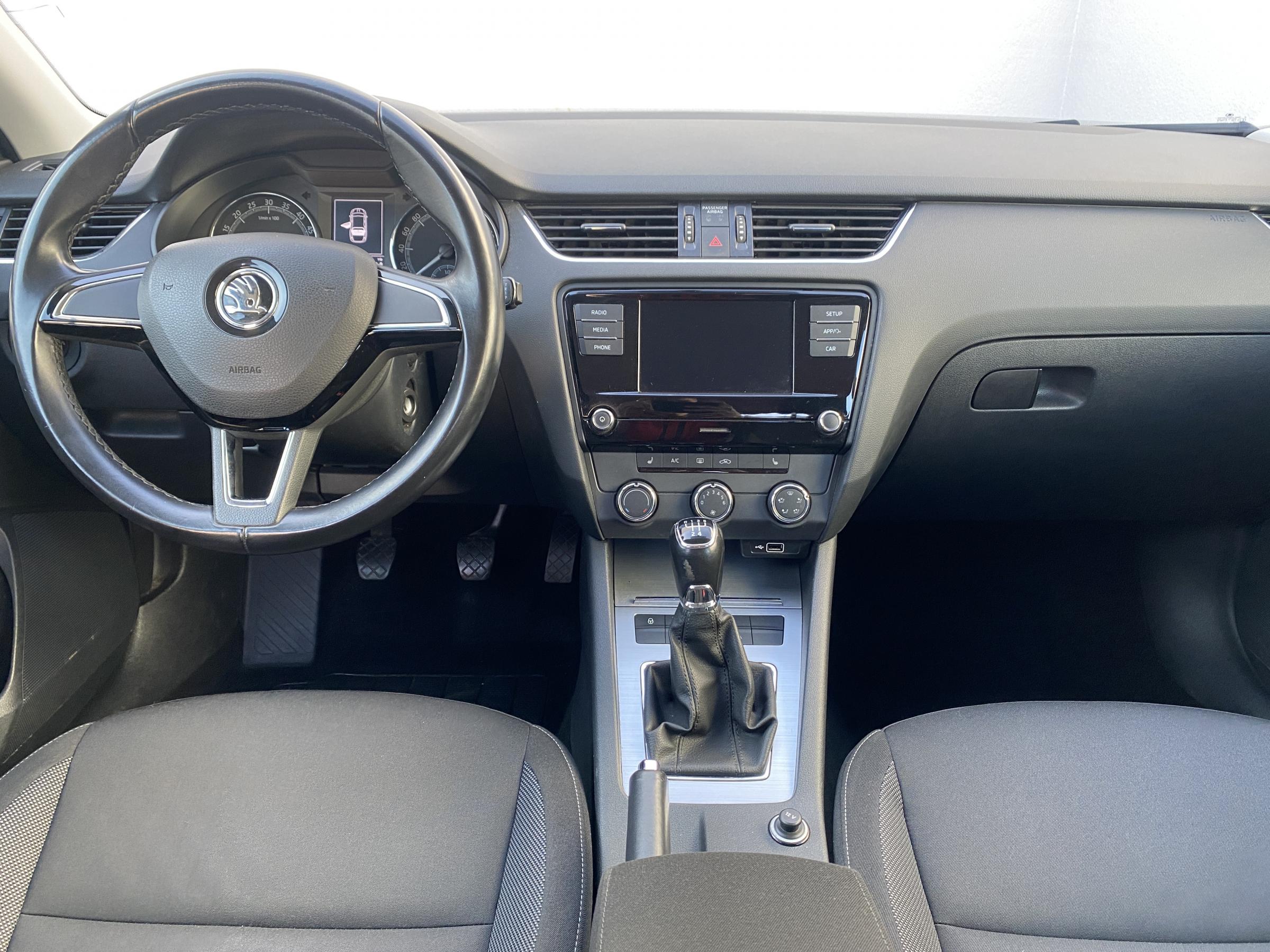 Škoda Octavia III, 2018 - pohled č. 8