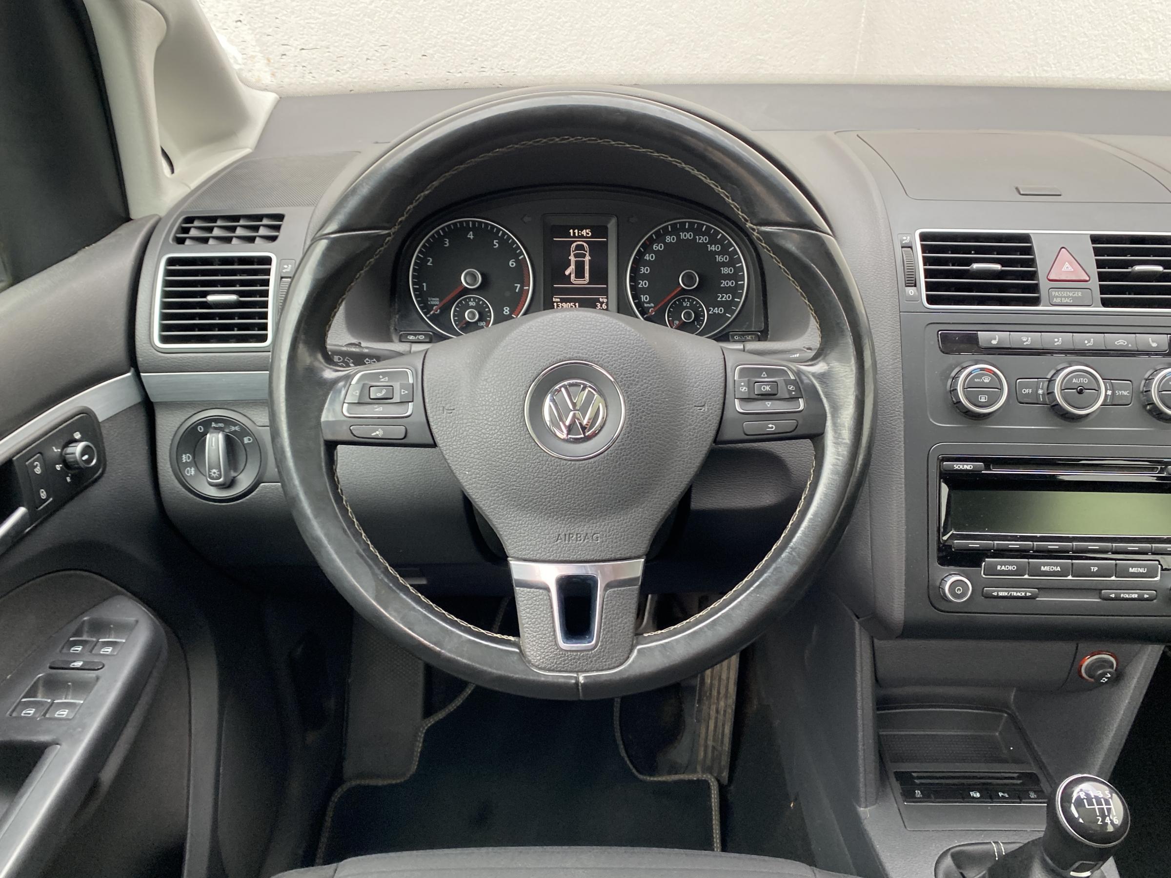 Volkswagen Touran, 2014 - pohled č. 11