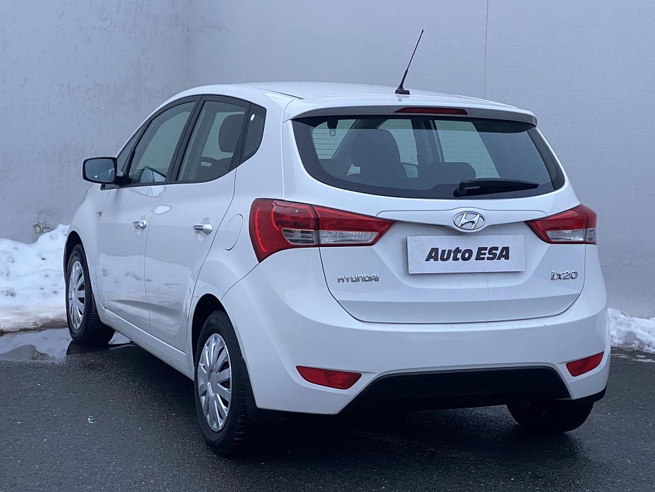 Hyundai Ix20 1.6i Trikolor
