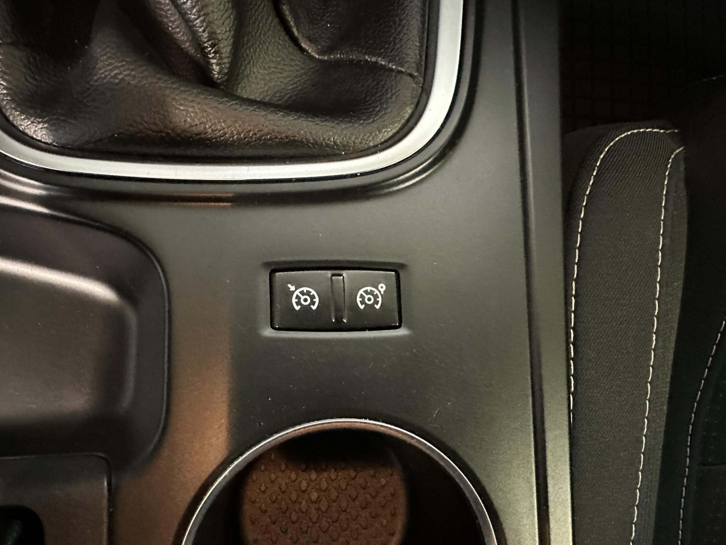 Renault Mégane, 2018 - pohled č. 17