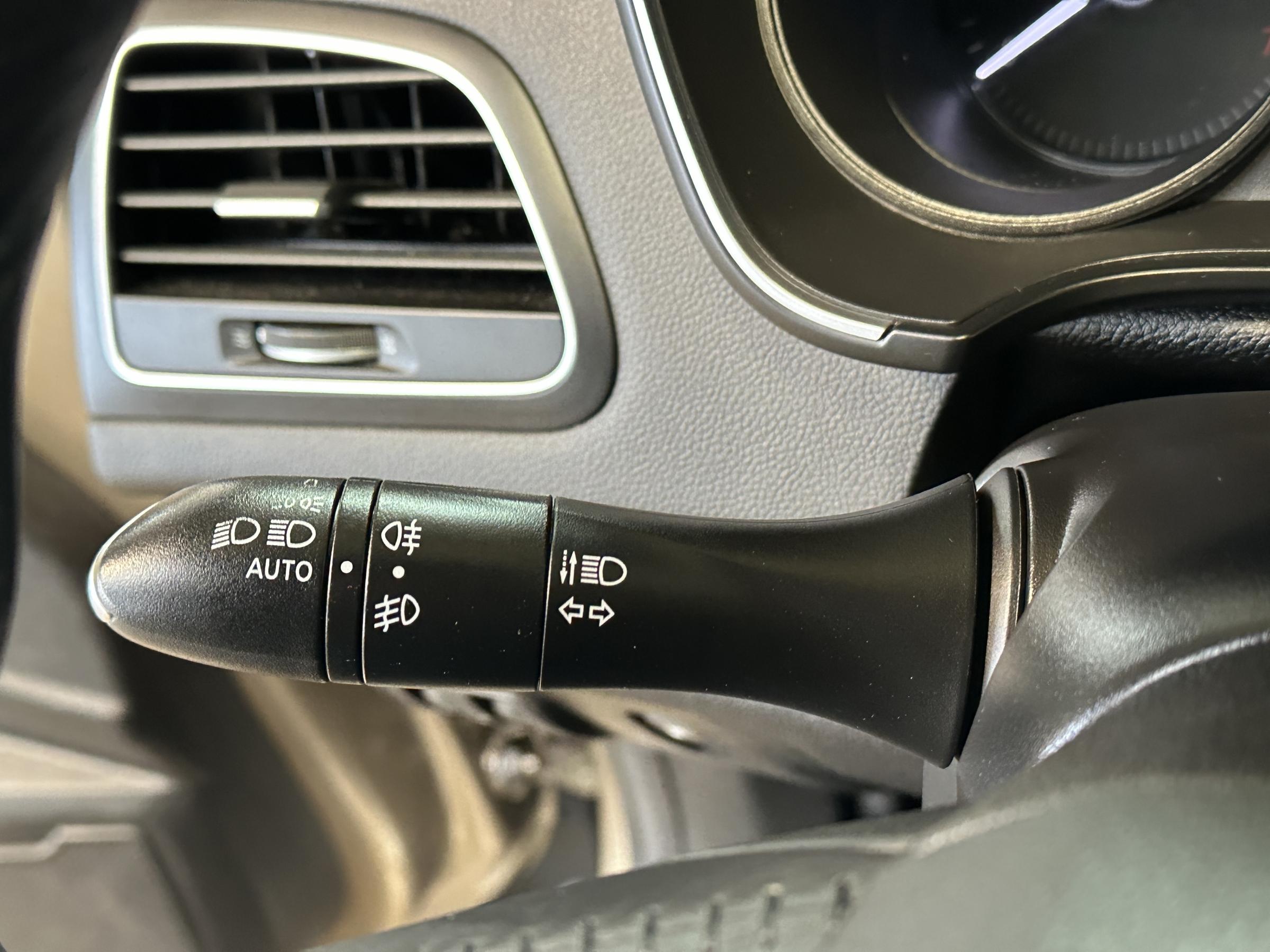 Renault Mégane, 2018 - pohled č. 18