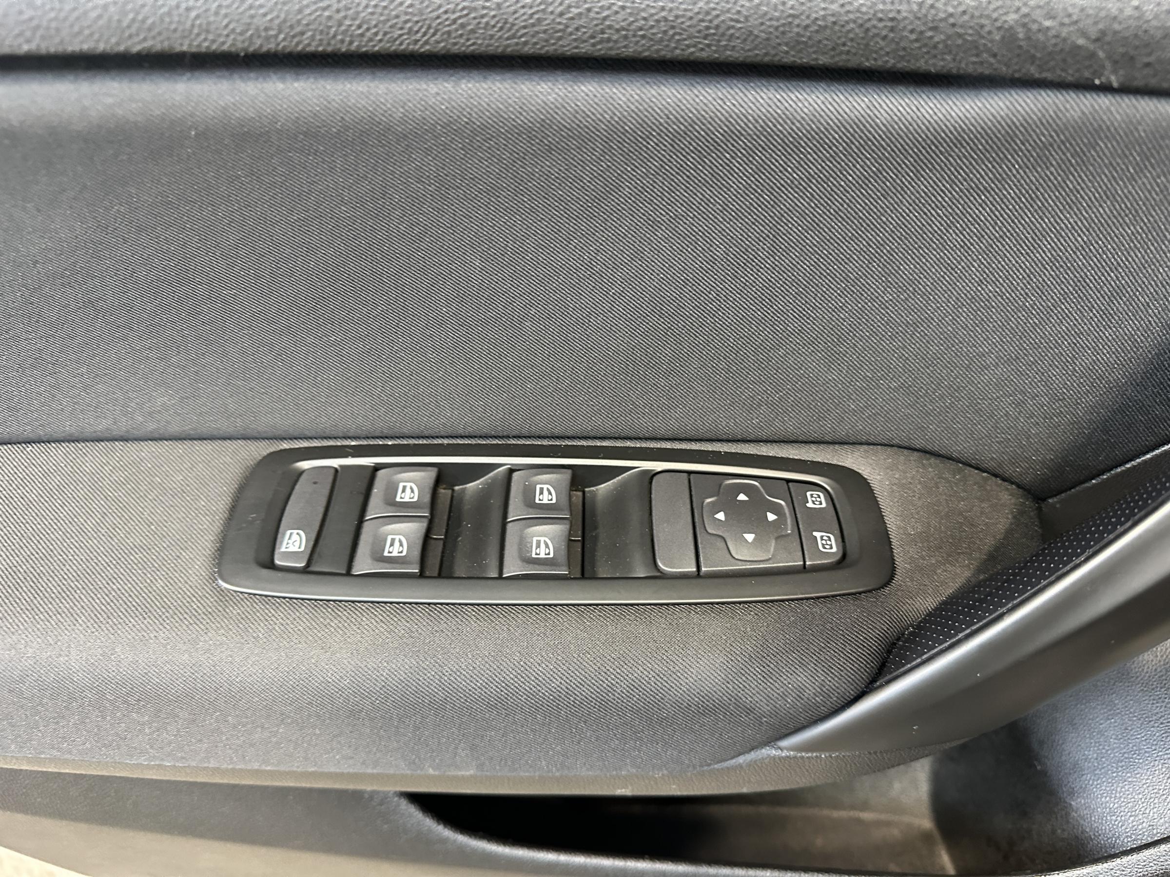 Renault Mégane, 2018 - pohled č. 20