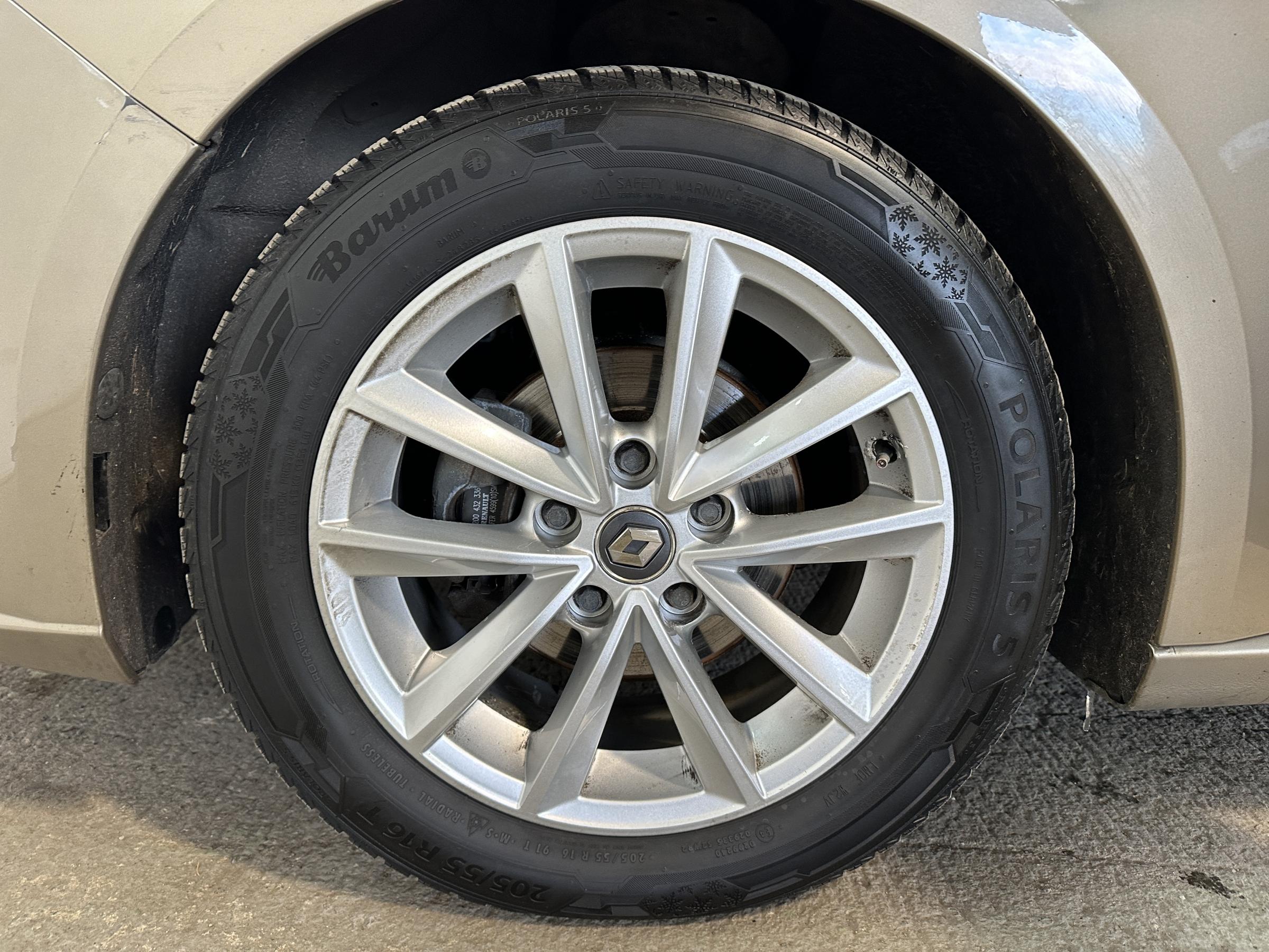 Renault Mégane, 2018 - pohled č. 21