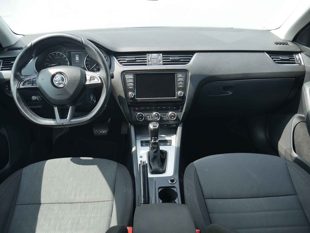 Škoda Octavia III 2.0TDi Elegance