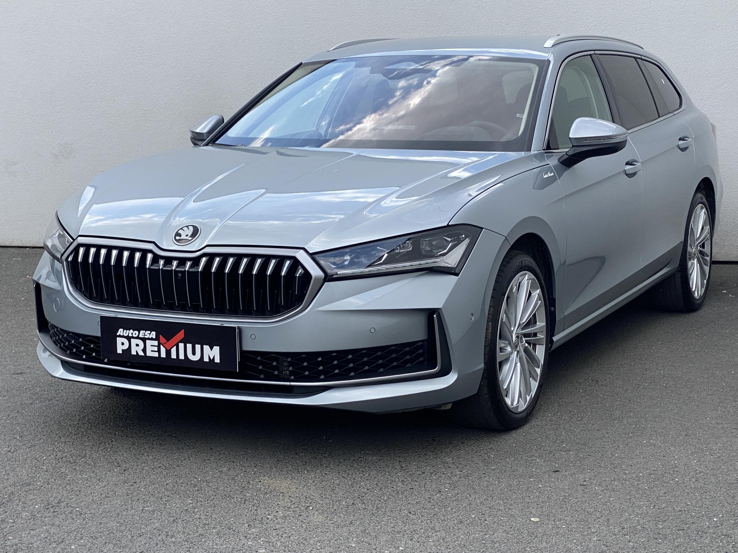 Škoda Superb IV, 2024 - pohled č. 3