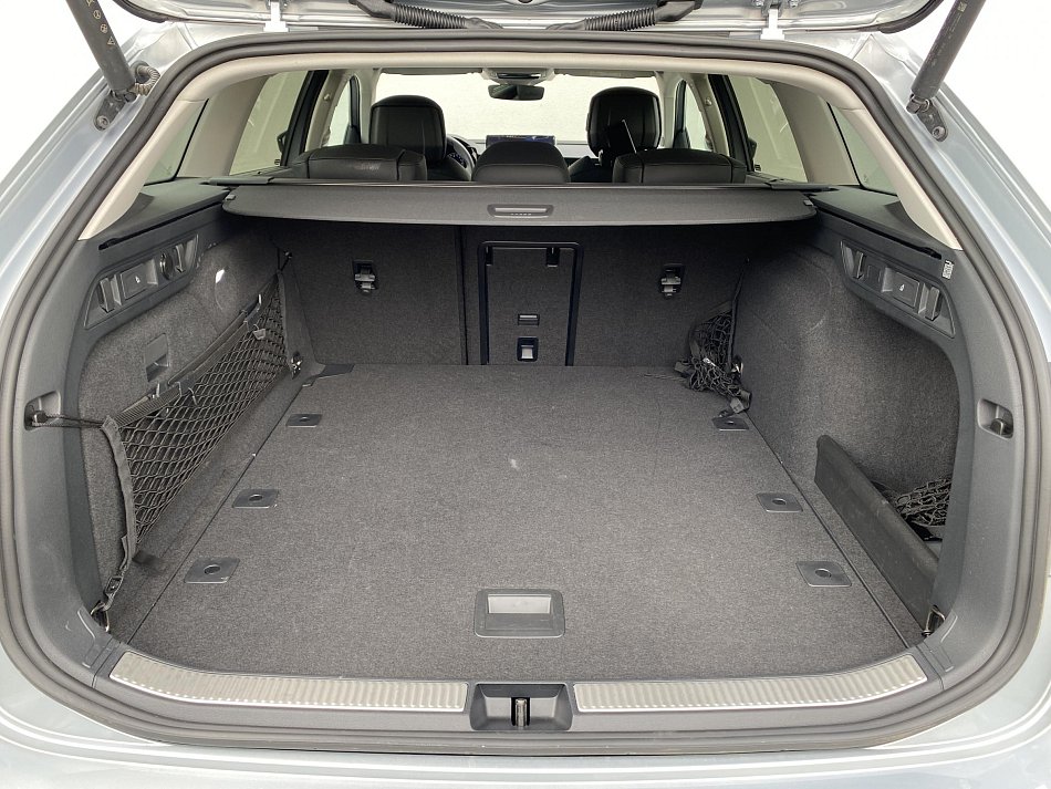 Škoda Superb IV 2.0 TDi L&K 4X4