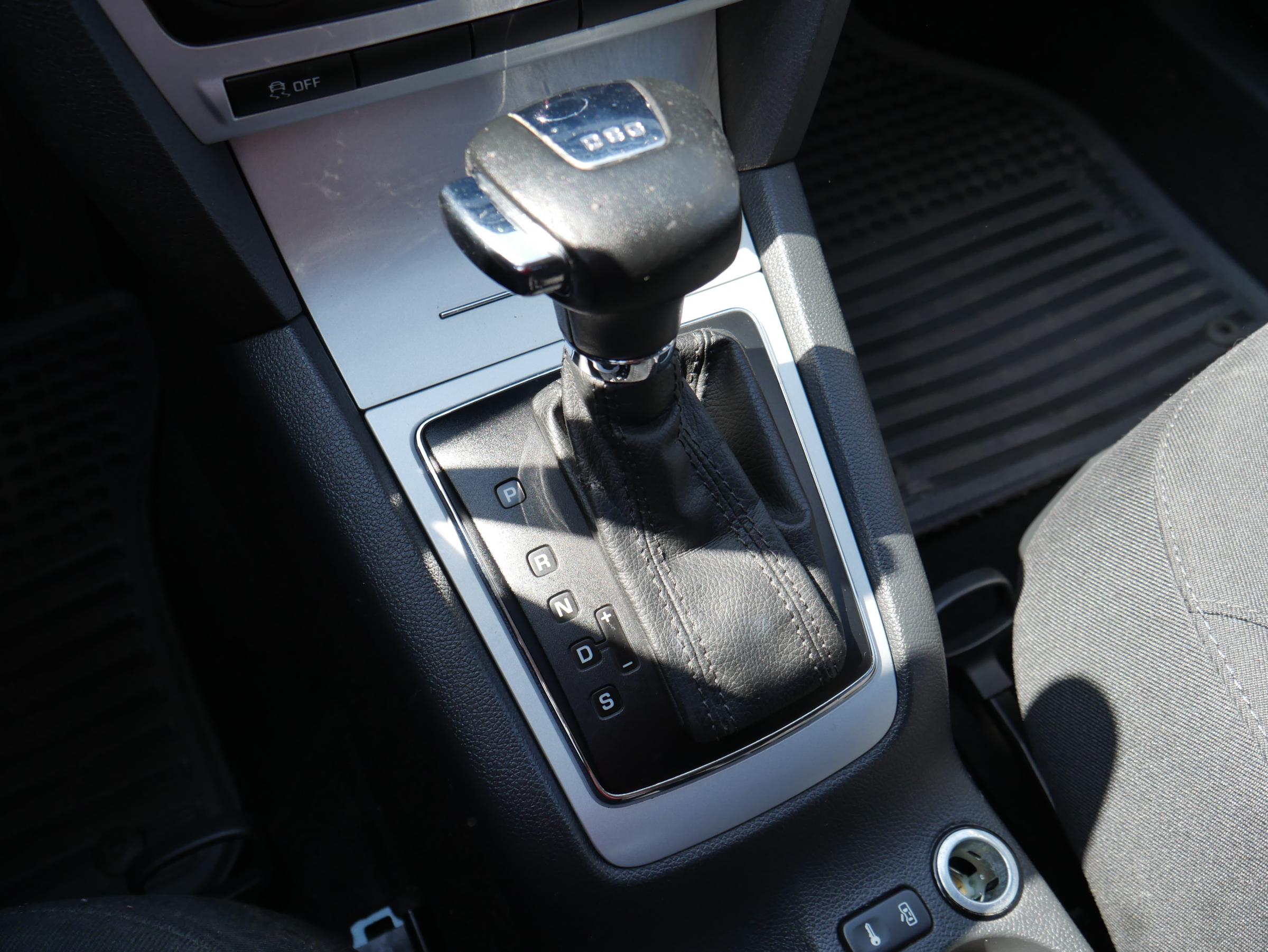 Škoda Octavia II, 2011 - pohled č. 18