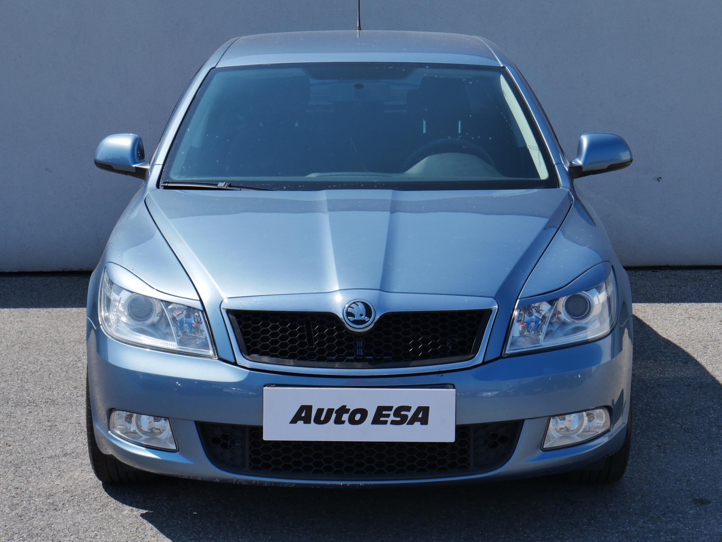 Škoda Octavia II, 2011 - pohled č. 2