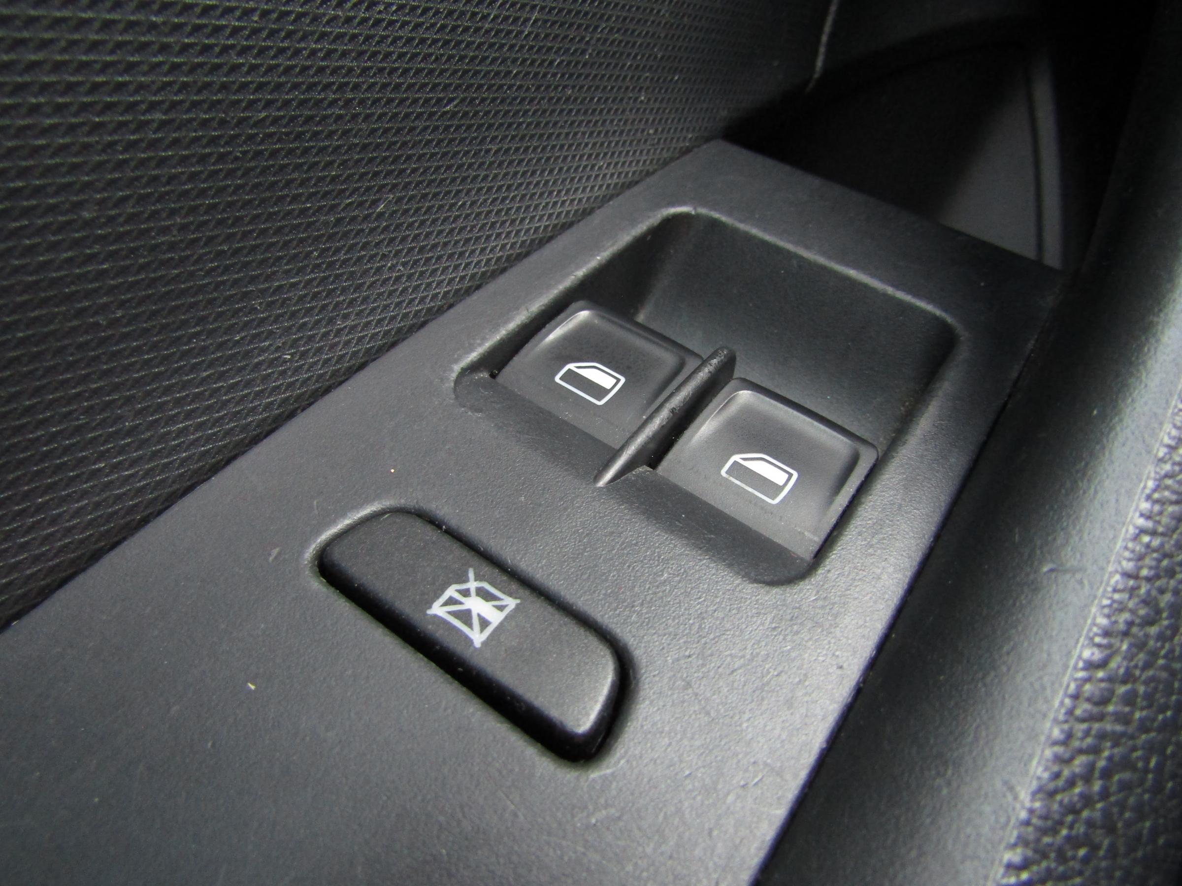 Škoda Rapid, 2013 - pohled č. 11