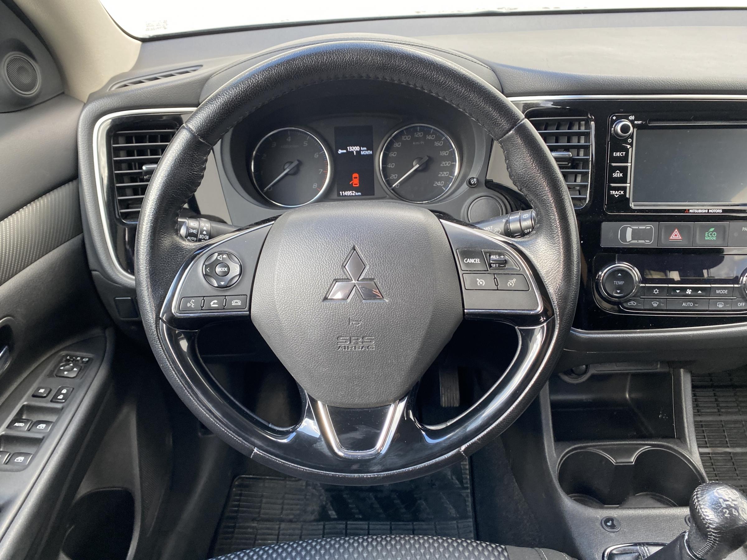 Mitsubishi Outlander, 2016 - pohled č. 11