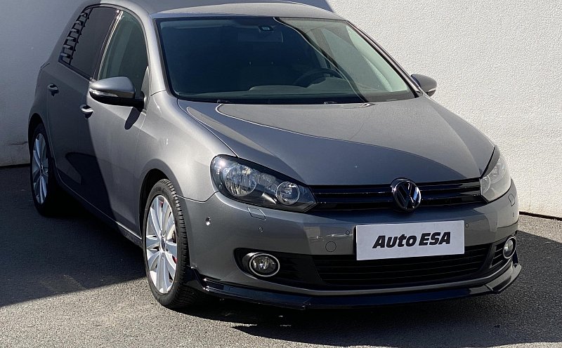 Volkswagen Golf 1.2 TSI 