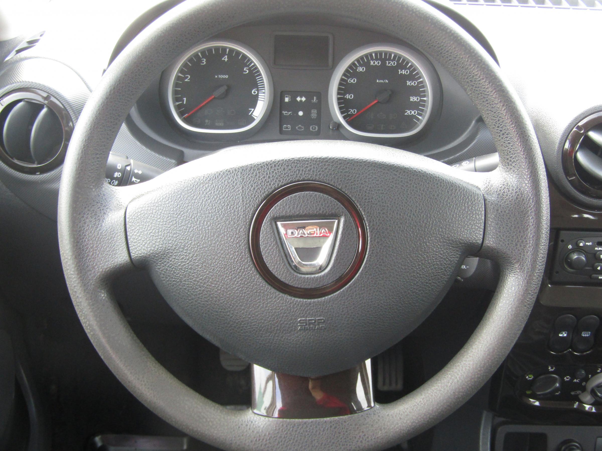 Dacia Duster, 2011 - pohled č. 11