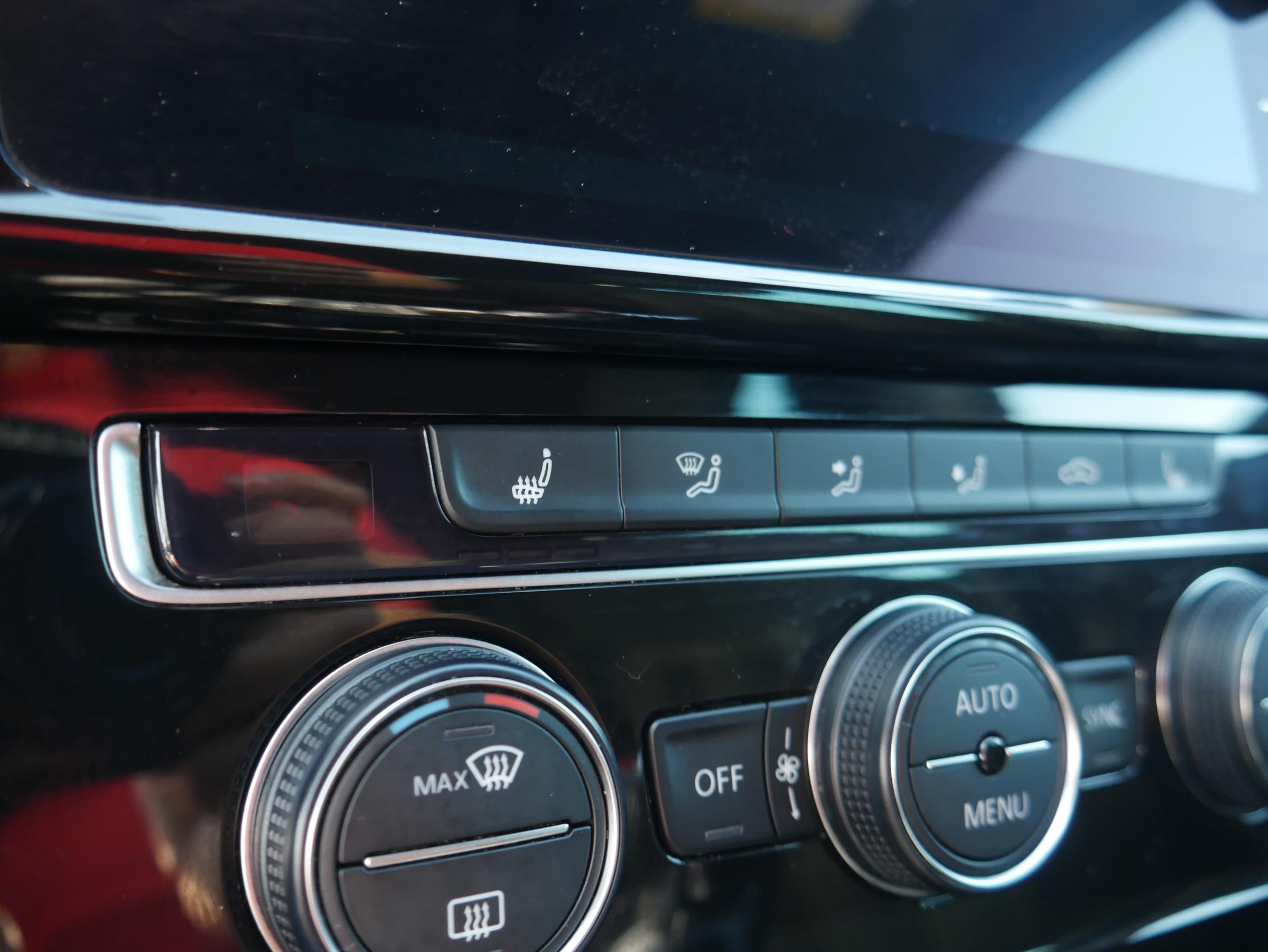 Volkswagen Golf, 2017 - pohled č. 18