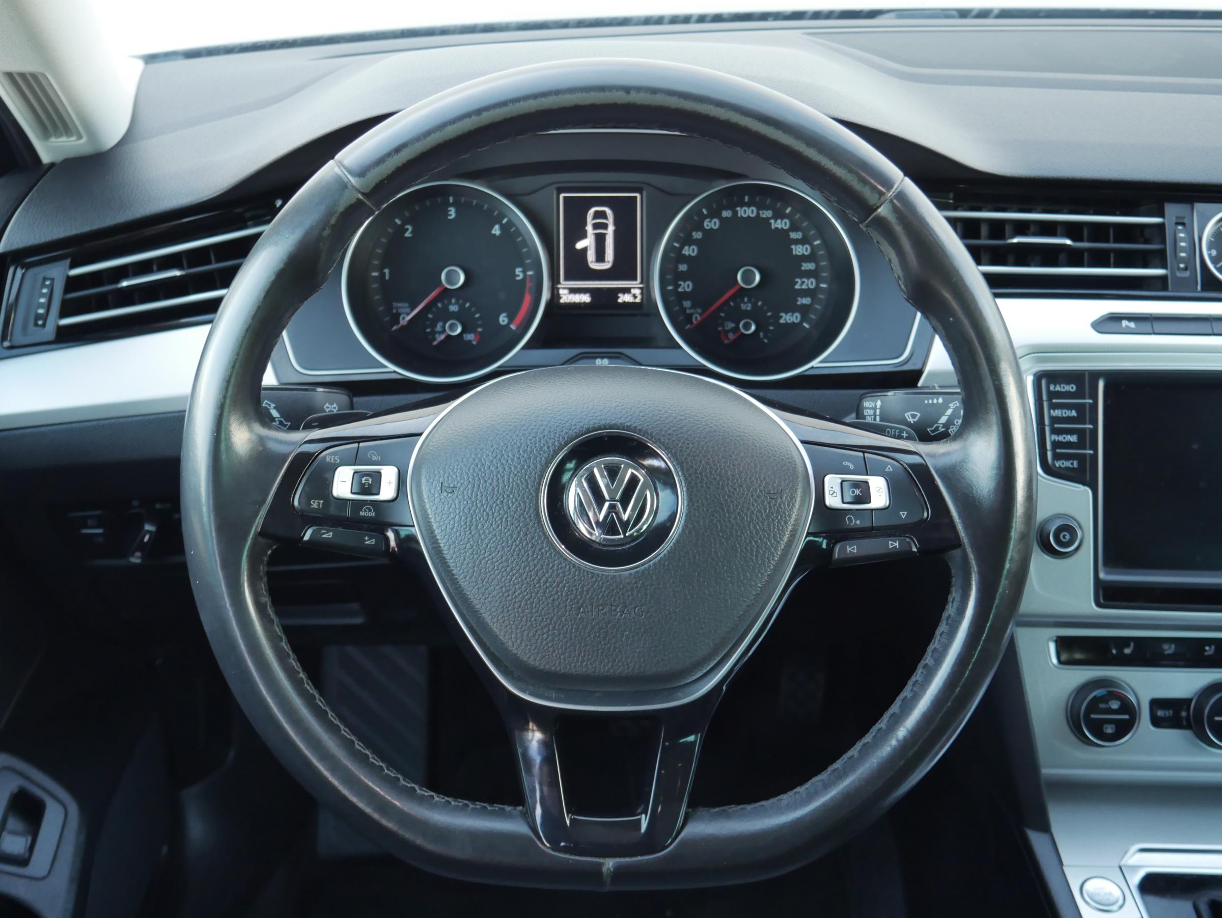 Volkswagen Passat, 2016 - pohled č. 11