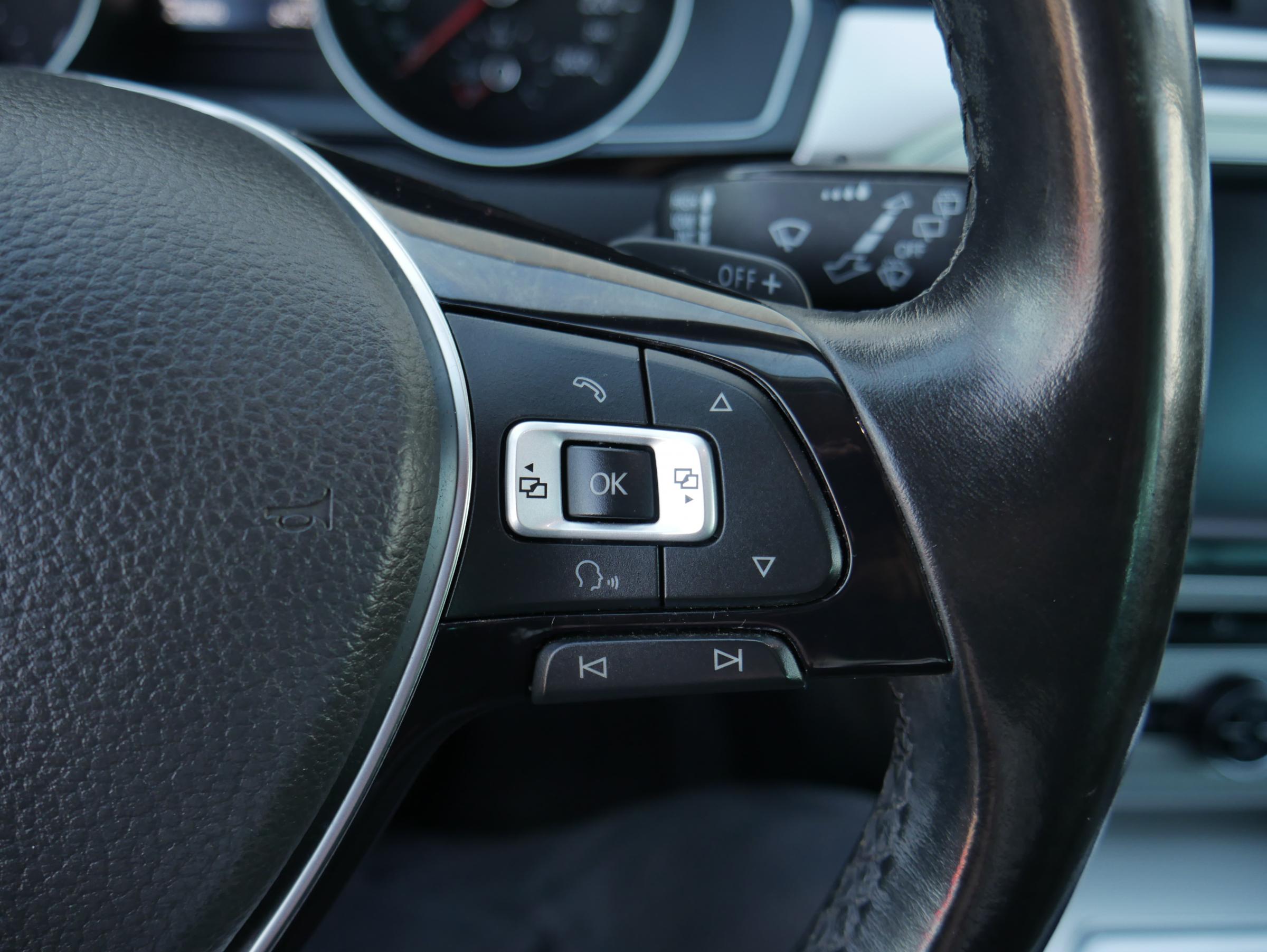 Volkswagen Passat, 2016 - pohled č. 13