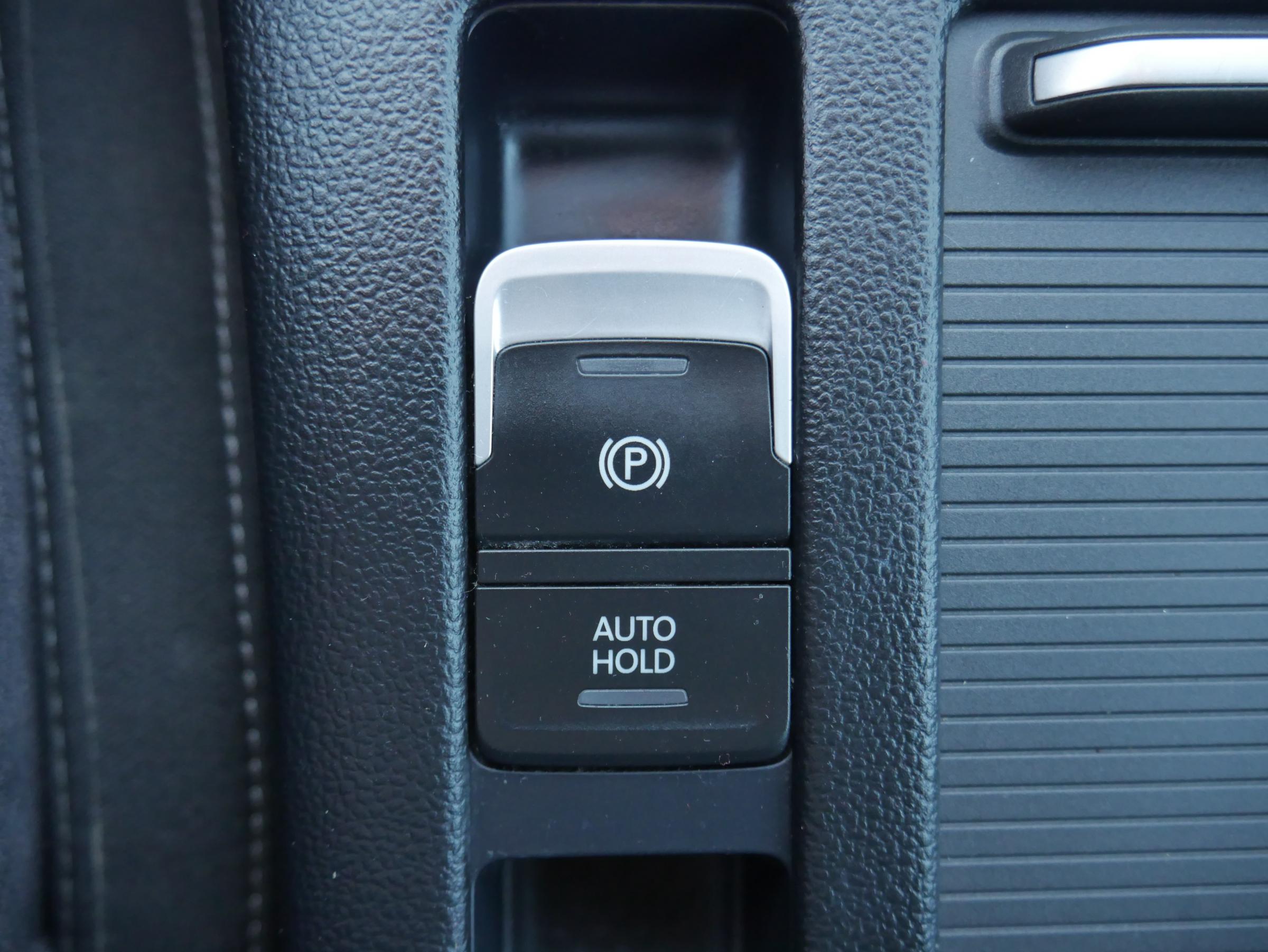 Volkswagen Passat, 2016 - pohled č. 14