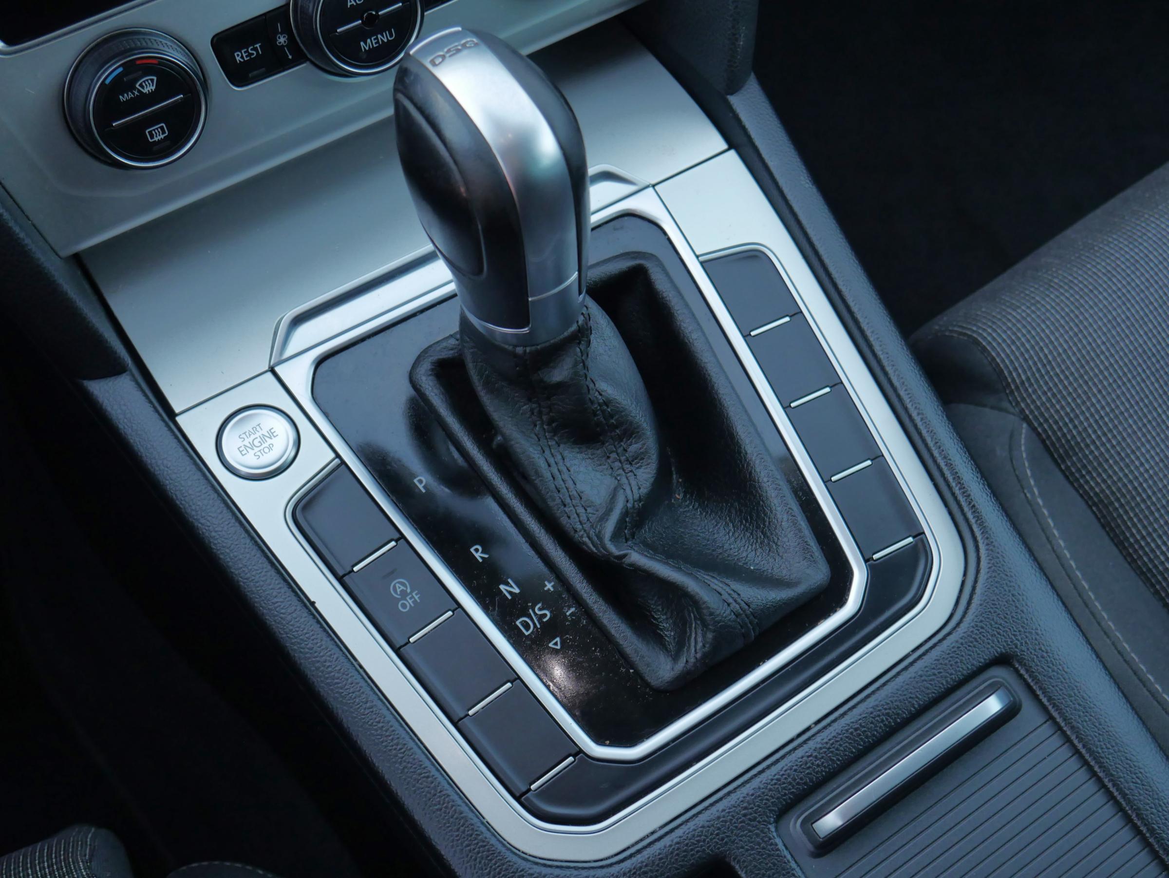 Volkswagen Passat, 2016 - pohled č. 15