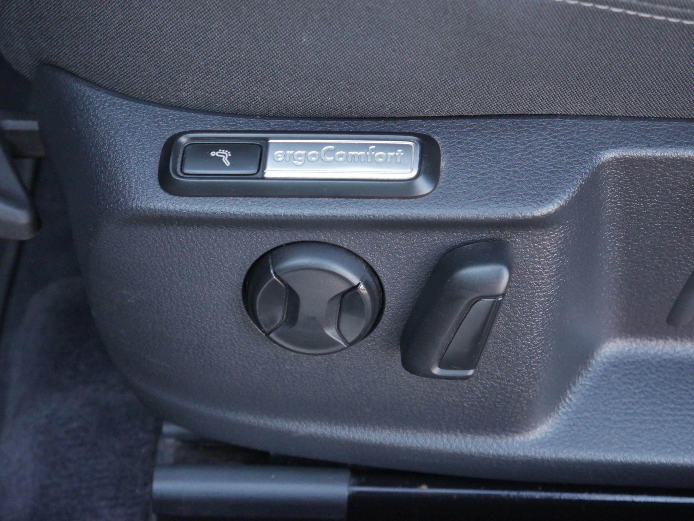 Volkswagen Passat, 2016 - pohled č. 24