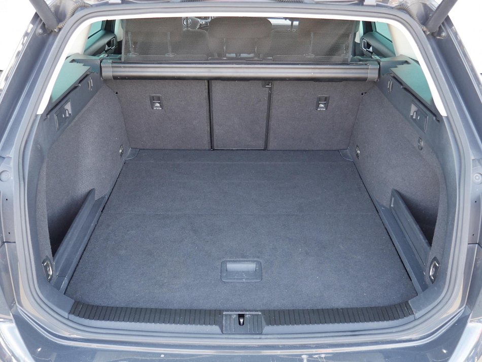 Volkswagen Passat 2.0 TDi 