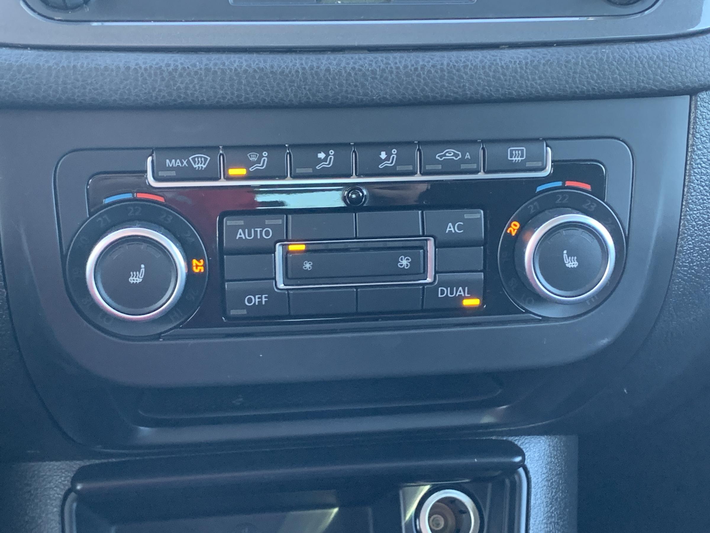 Volkswagen Tiguan, 2011 - pohled č. 16