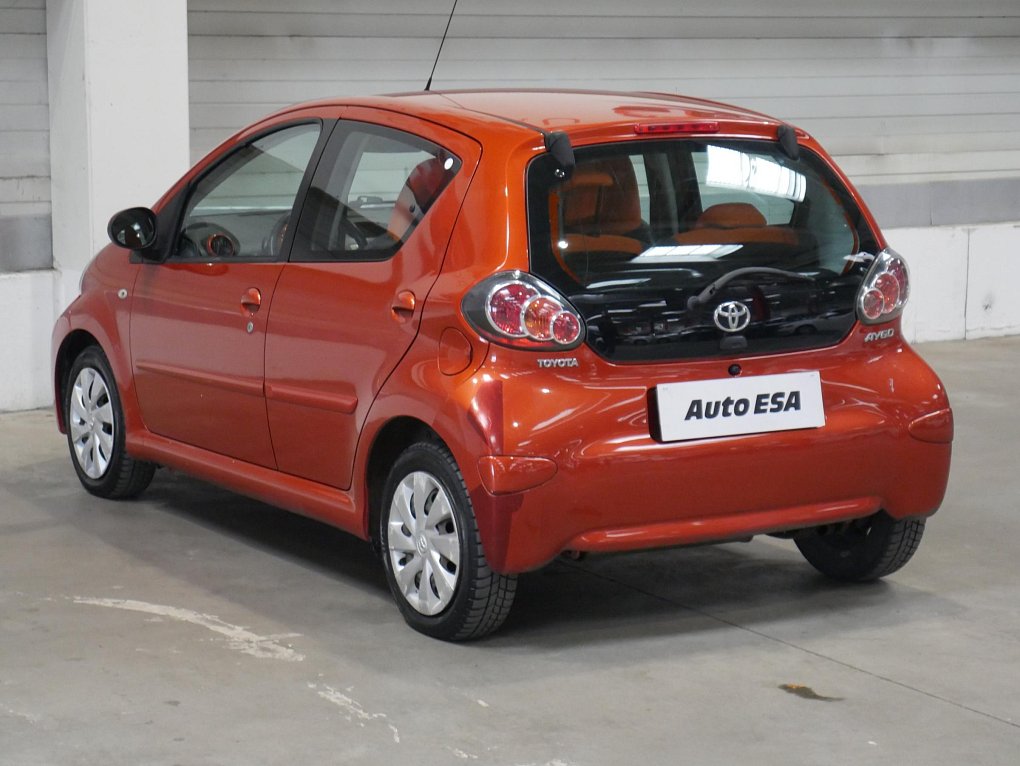 Toyota Aygo 1.0i 