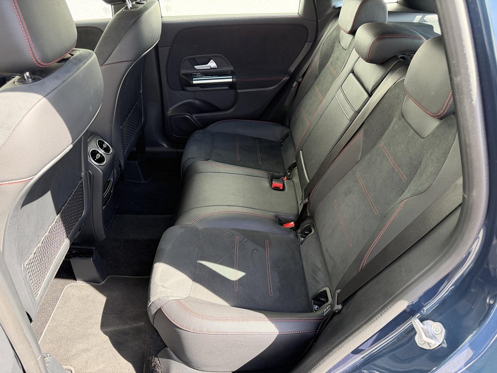 Mercedes-Benz Třída B 1.3i  B 180