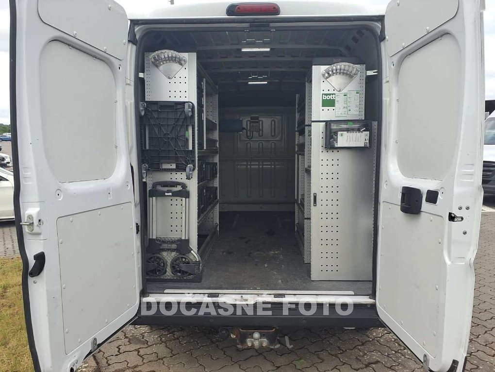 Opel Movano 2.2CDTi  L3H2 VESTAVBA