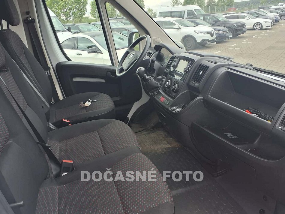 Opel Movano 2.2CDTi  L3H2 VESTAVBA