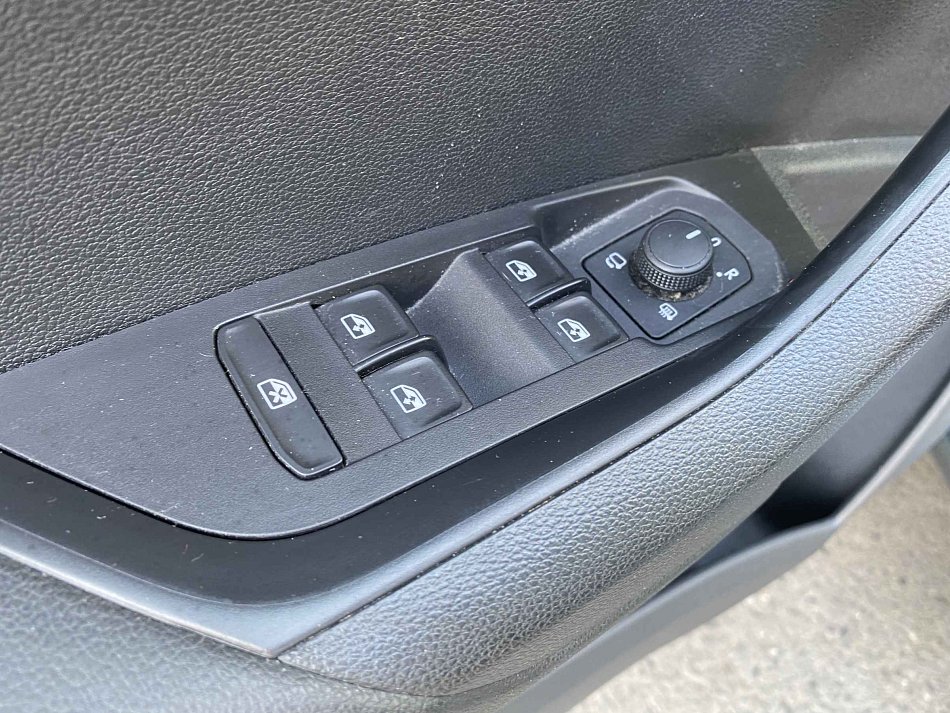 Škoda Karoq 1.5 TSi SportLine