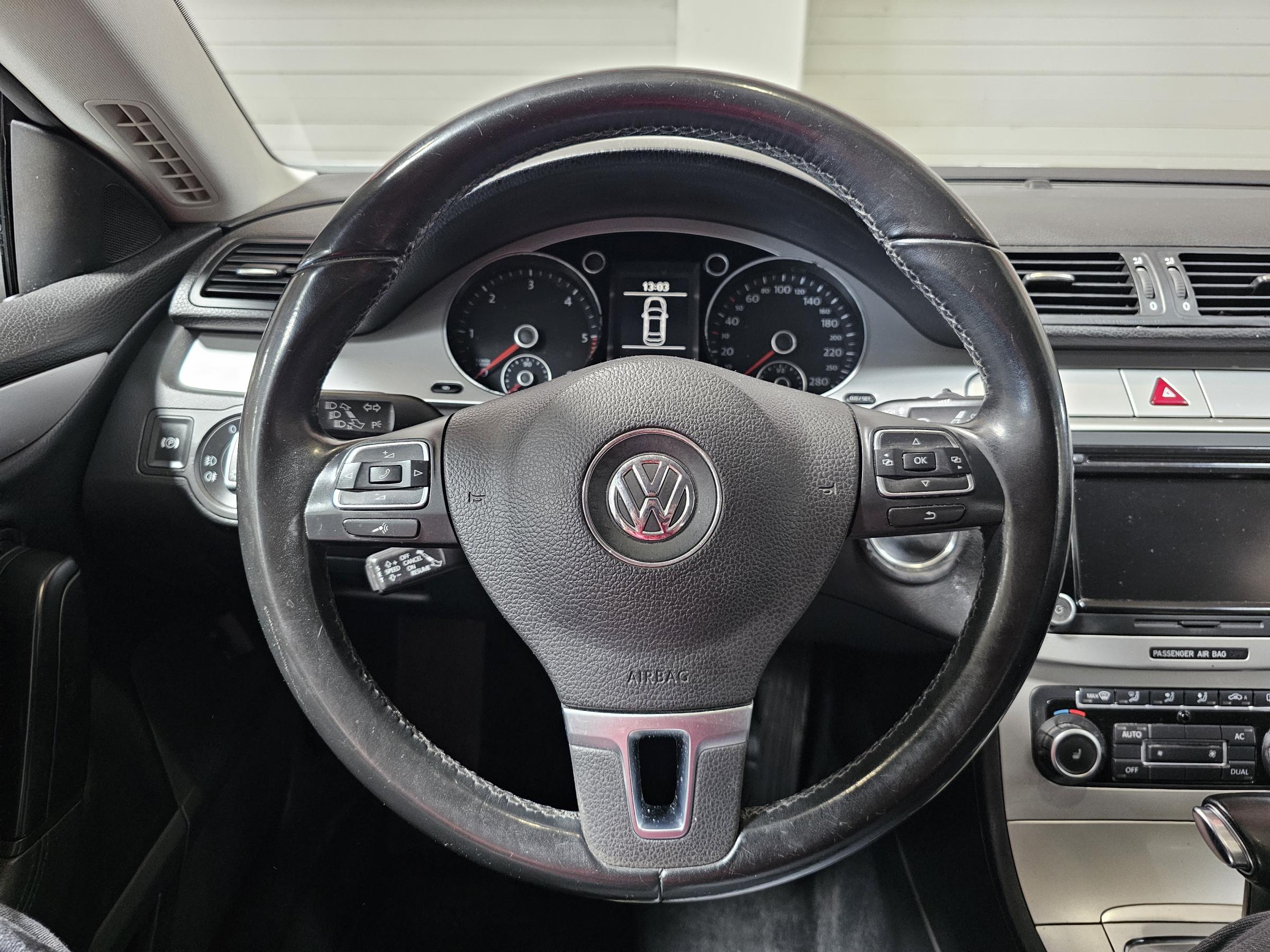 Volkswagen Passat CC, 2010 - pohled č. 16