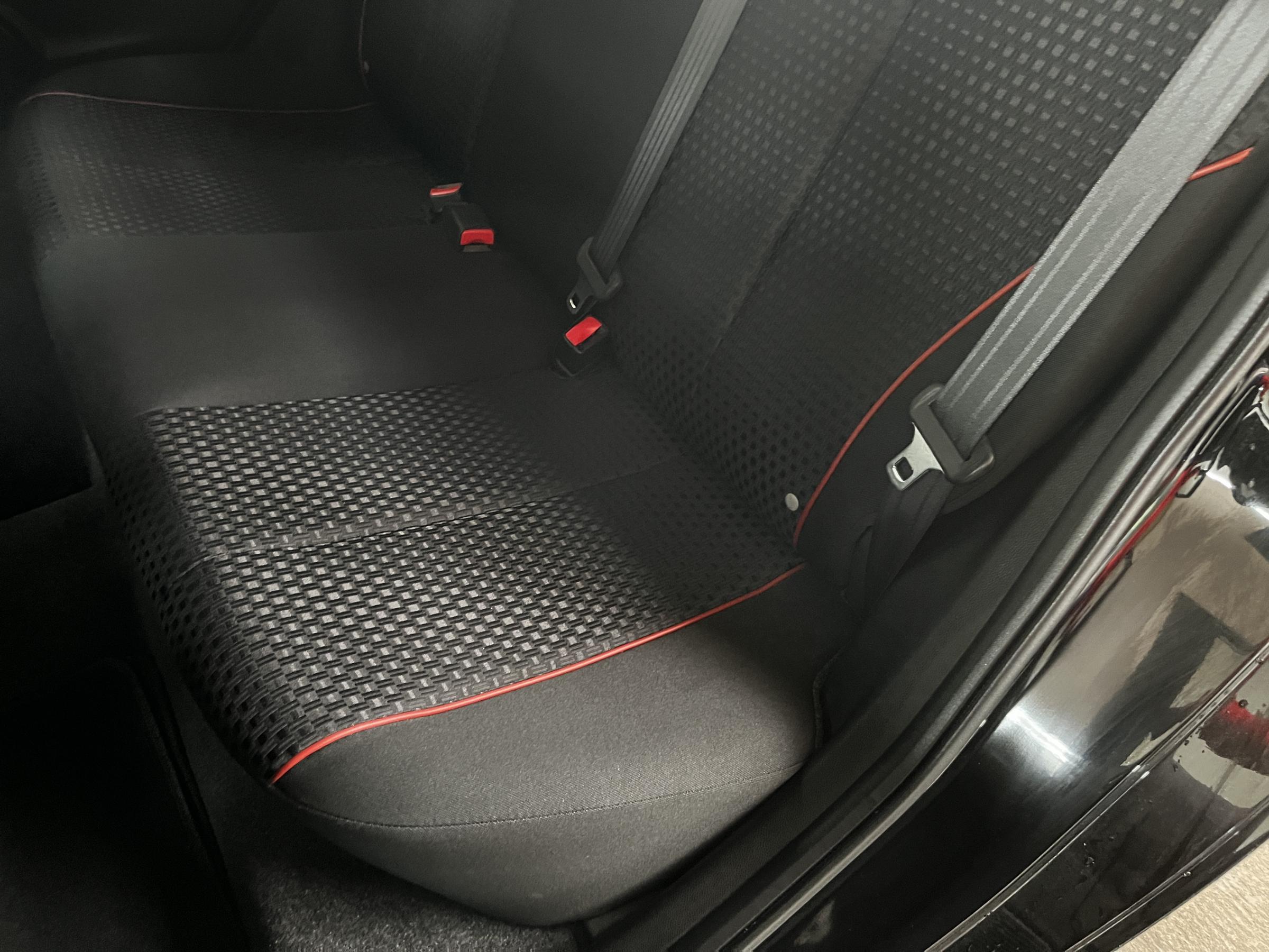 Mazda 2, 2013 - pohled č. 9