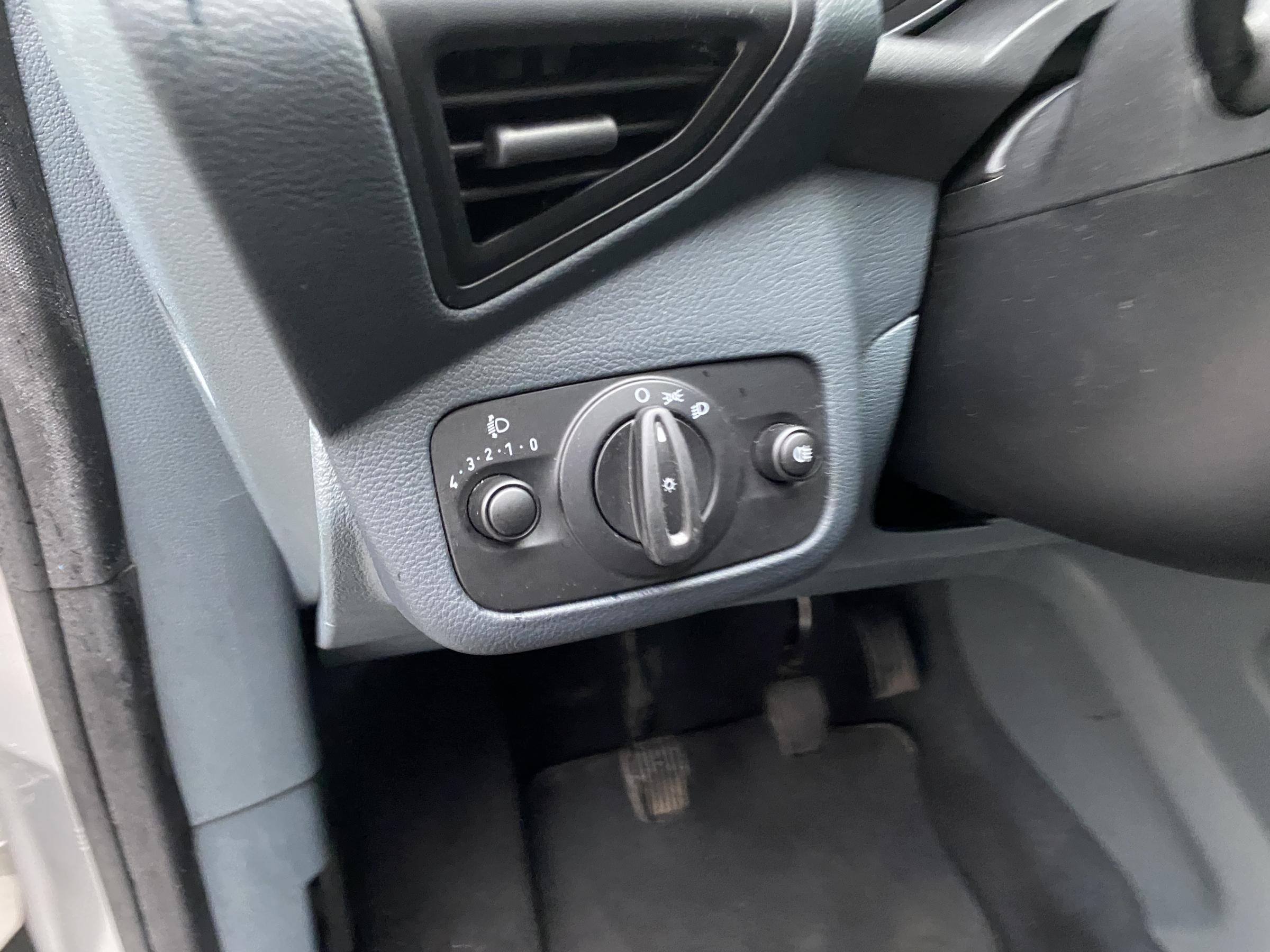 Ford C-MAX, 2013 - pohled č. 15