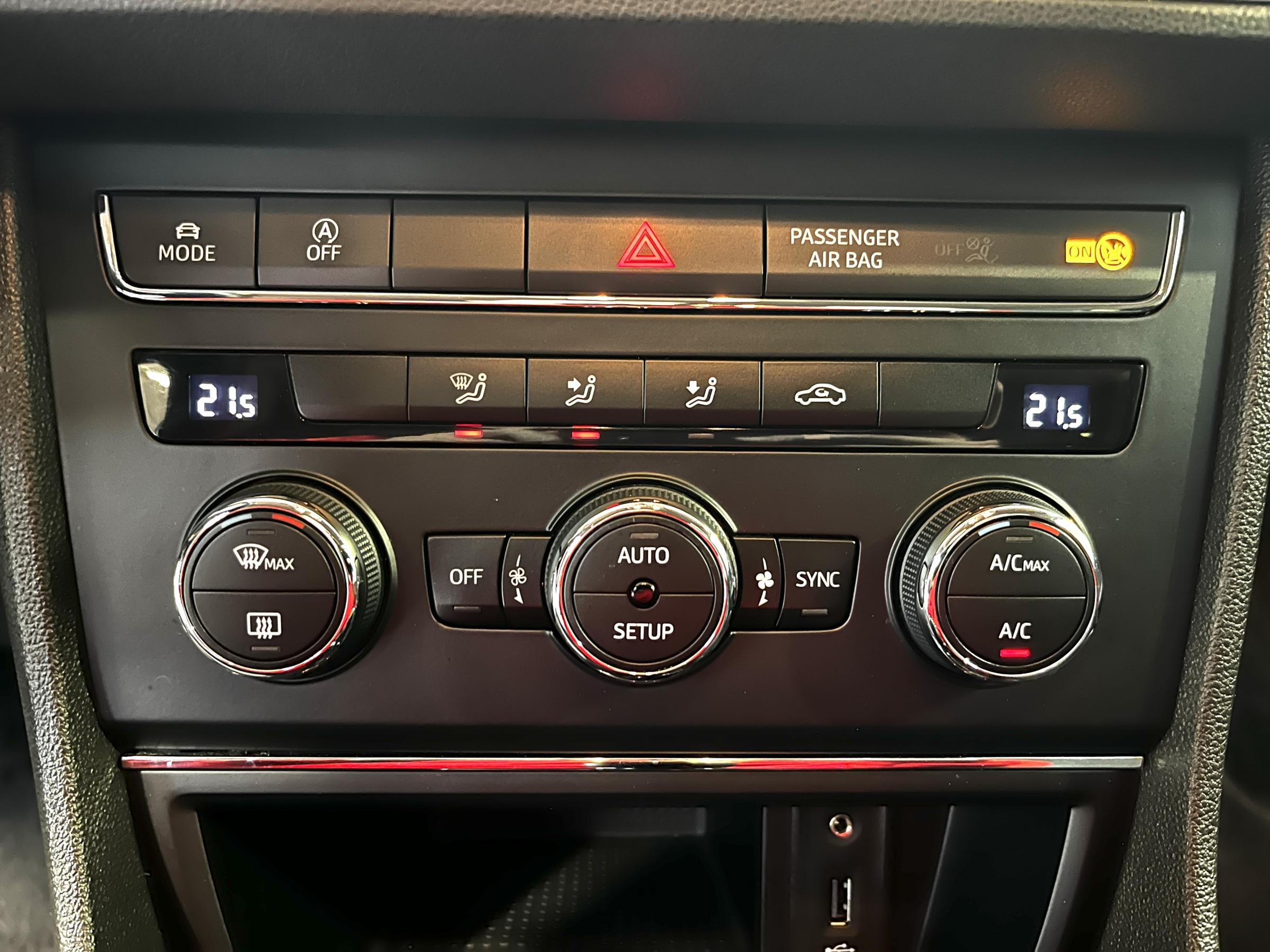 Seat Leon, 2016 - pohled č. 14