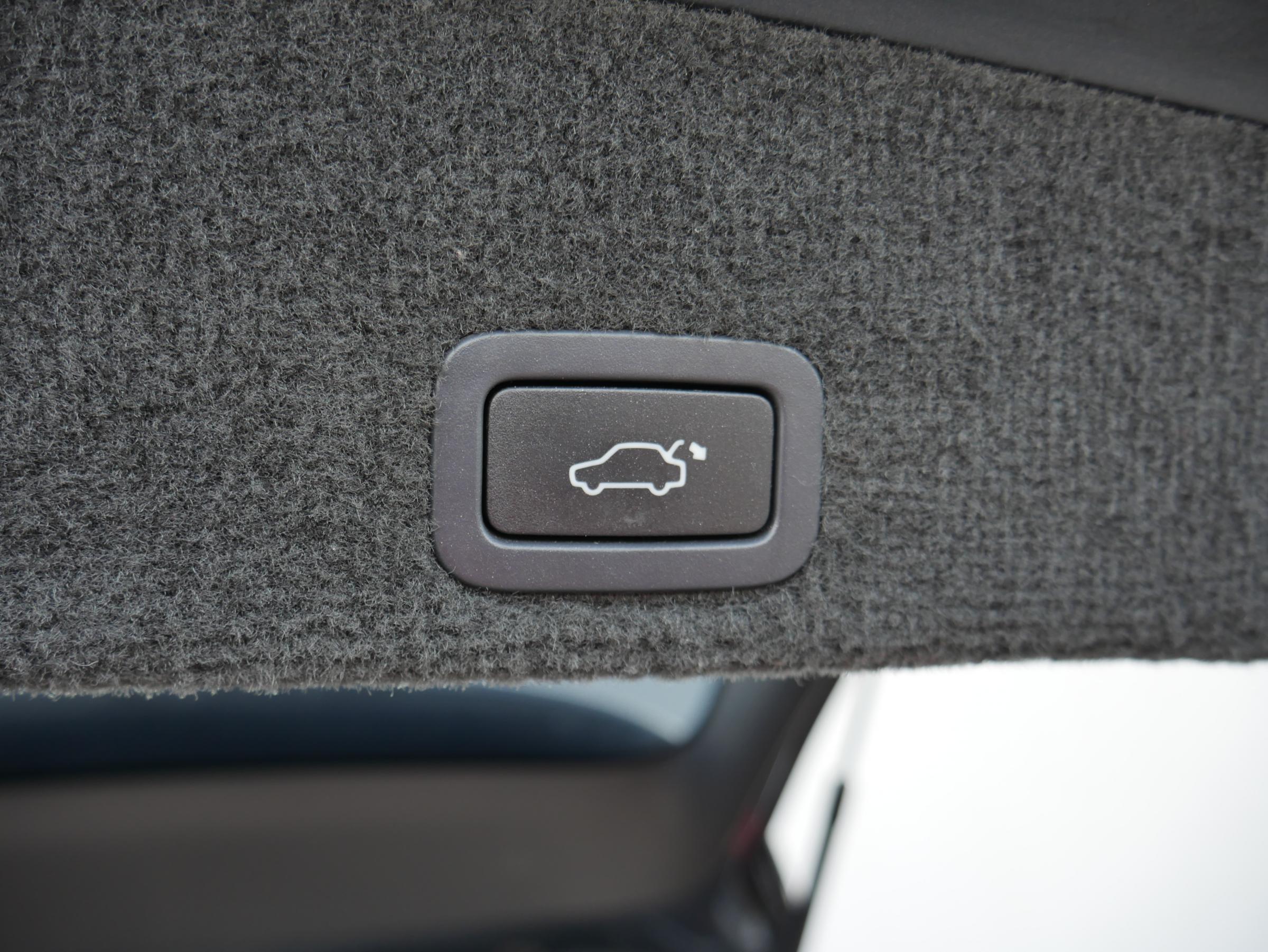 Volvo XC60, 2009 - pohled č. 19