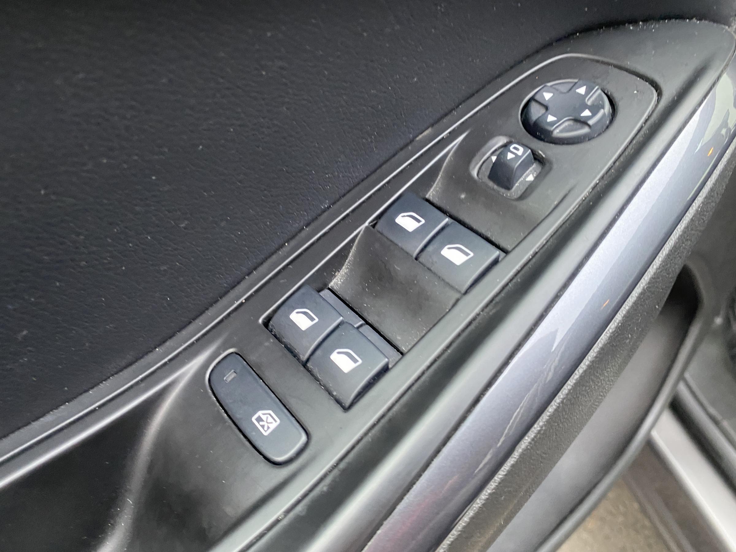 Vauxhall Grandland X, 2020 - pohled č. 13