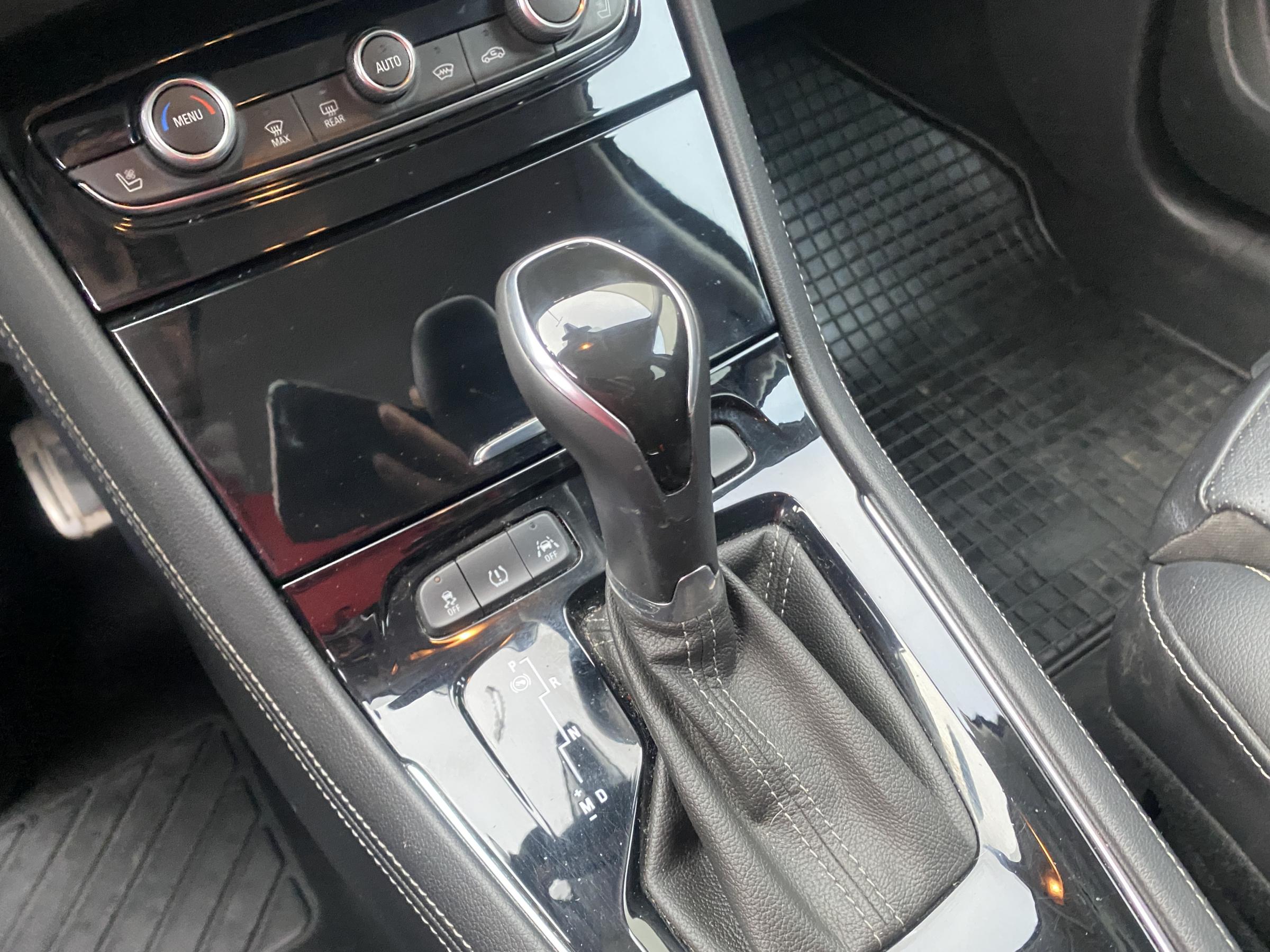 Vauxhall Grandland X, 2020 - pohled č. 16