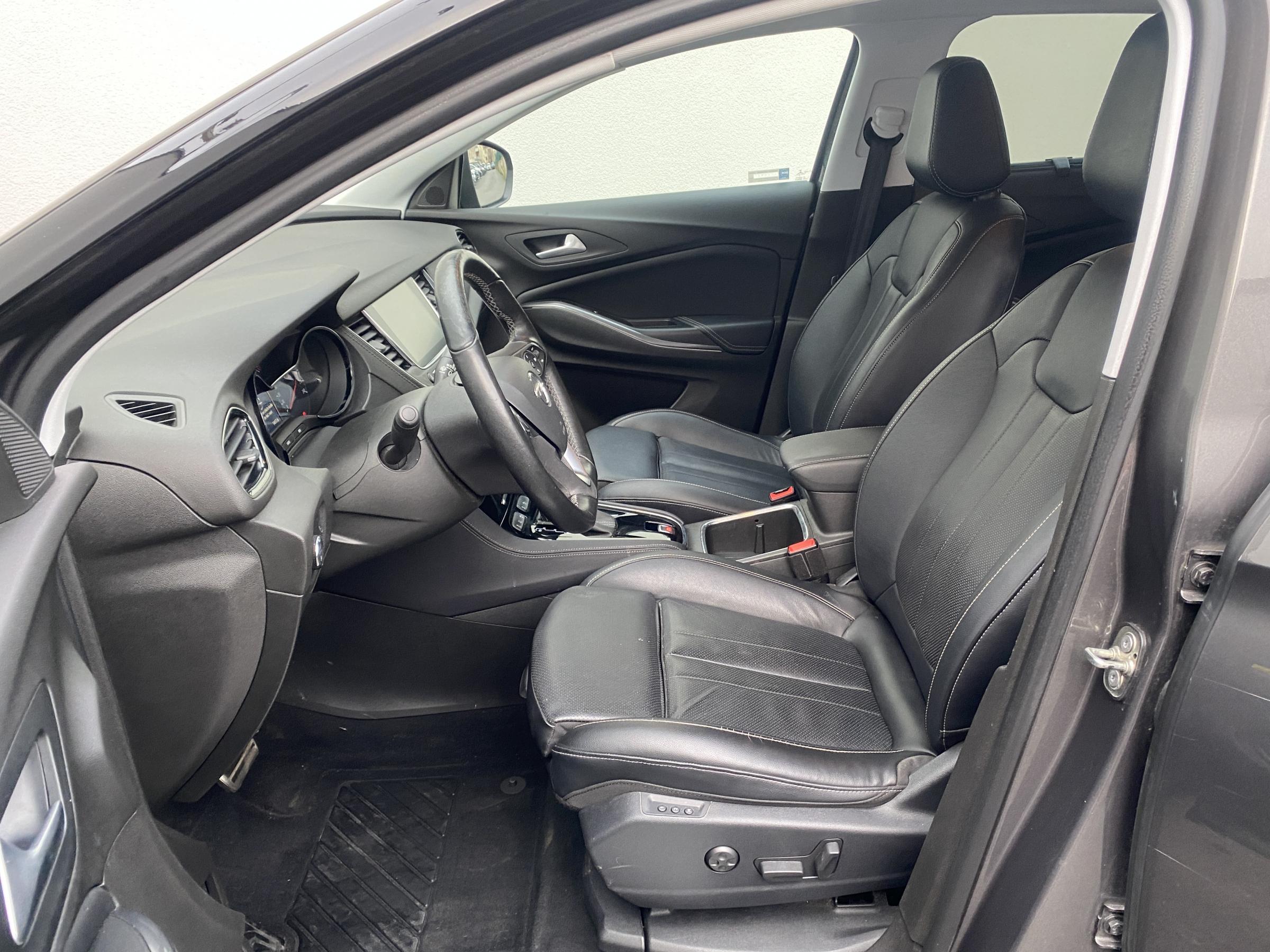 Vauxhall Grandland X, 2020 - pohled č. 9