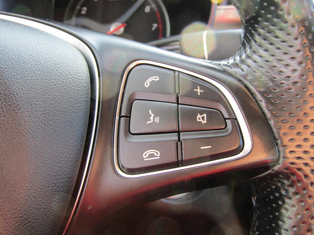 Mercedes-Benz Třída C 1.6  C180