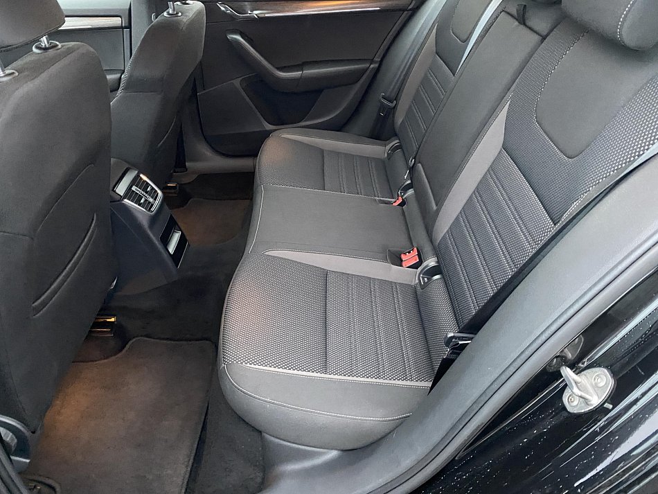 Škoda Octavia III 2.0 TDi  4x4