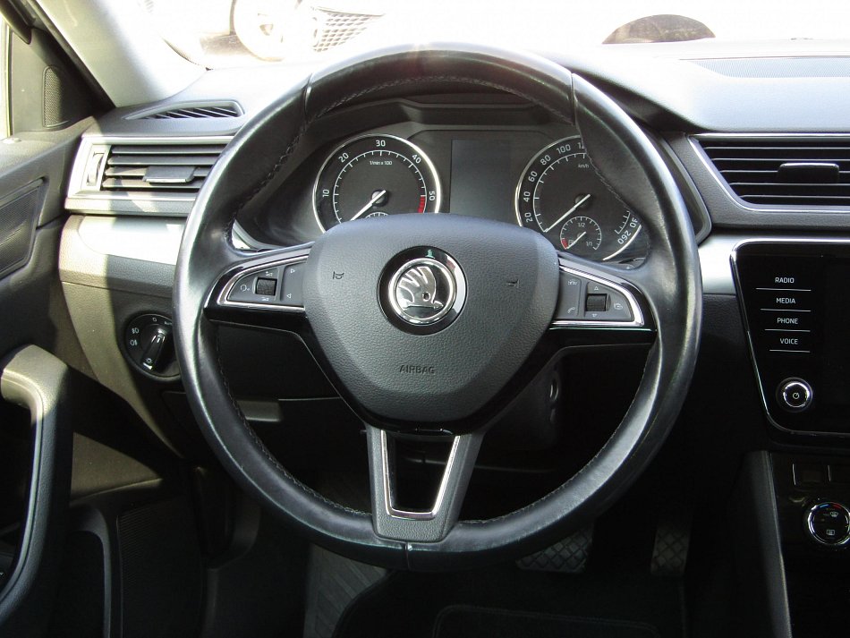 Škoda Superb III 2.0 TDi Ambition