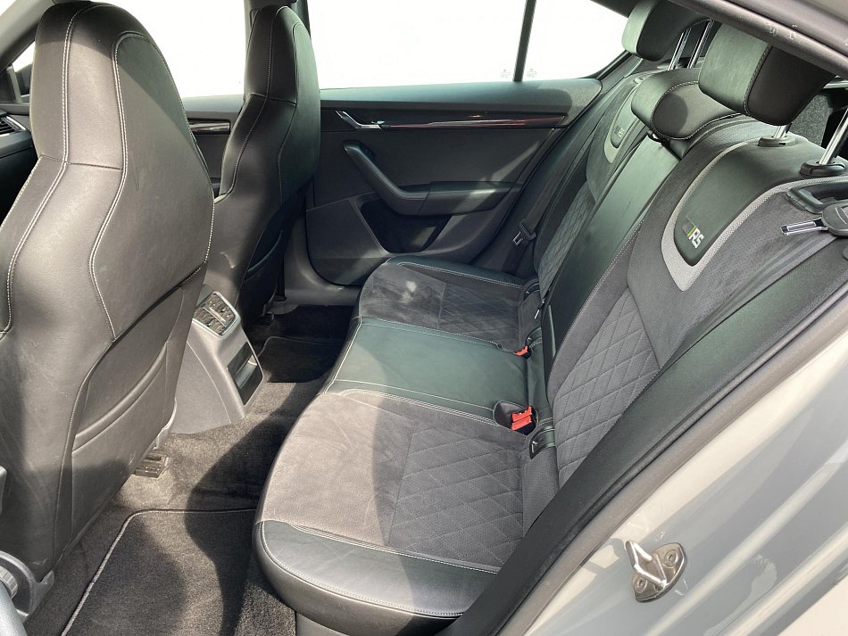 Škoda Octavia III 2.0 TSi 