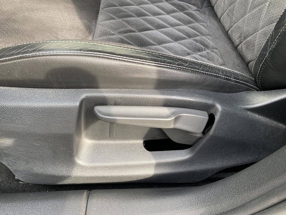 Škoda Octavia III 2.0 TSi 