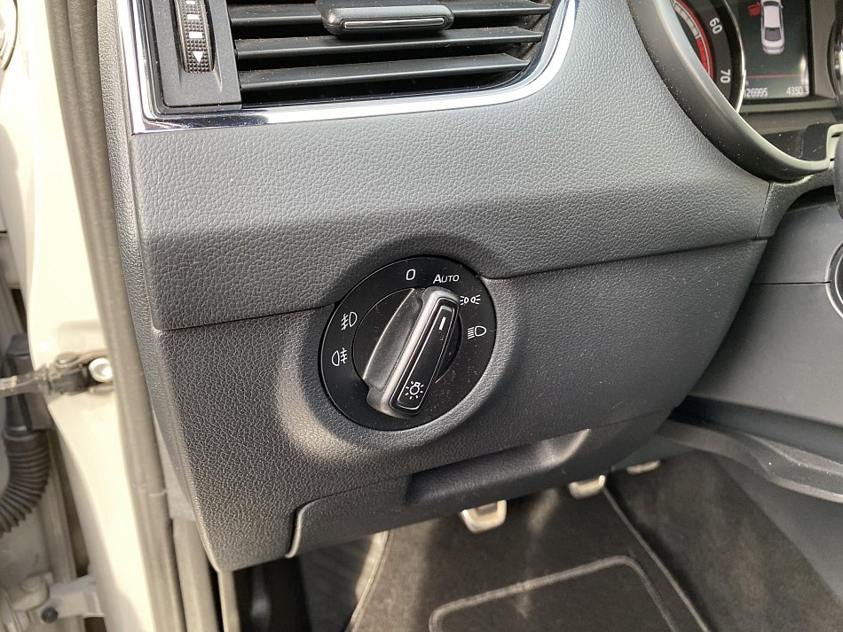 Škoda Octavia III 2.0 TSi 