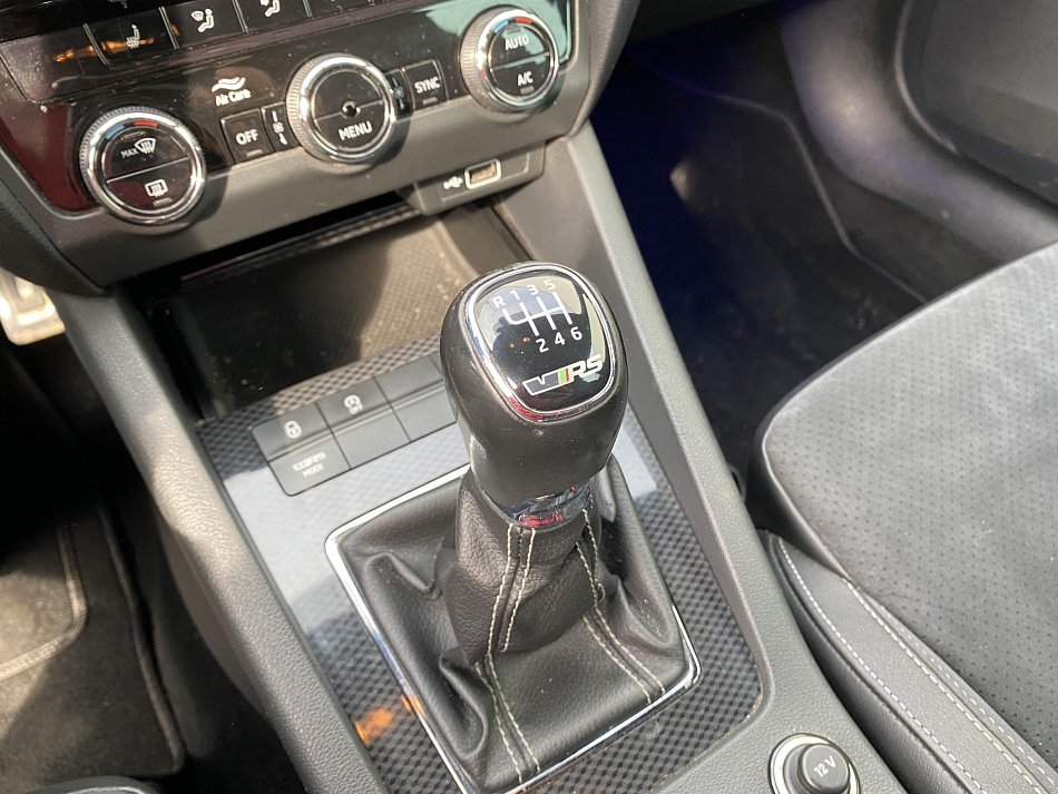 Škoda Octavia III 2.0 TSi 