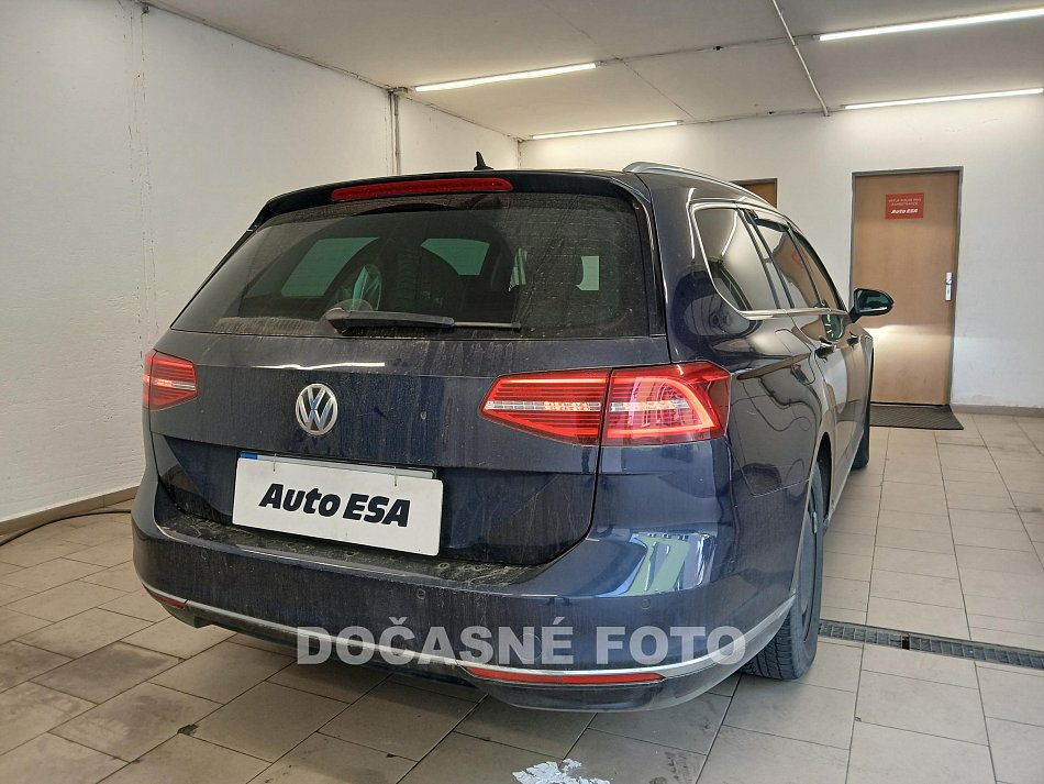 Volkswagen Passat 2.0 TDi Highline