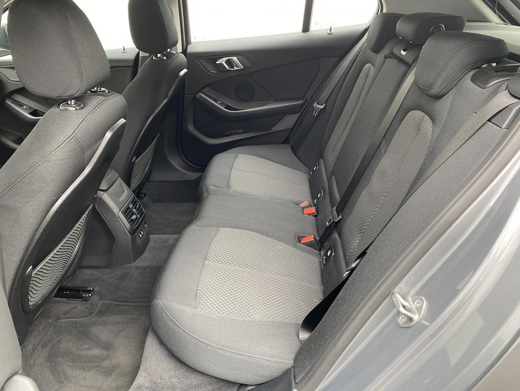 BMW Řada 1 1.5i  116i