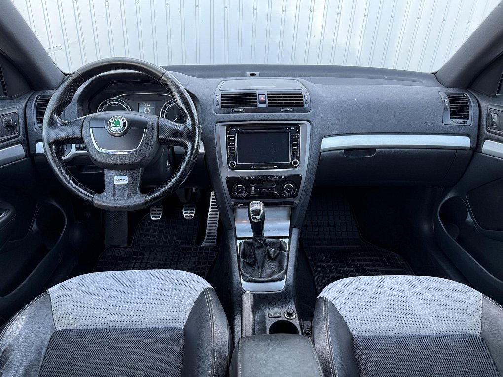 Škoda Octavia II 2.0 TDi RS