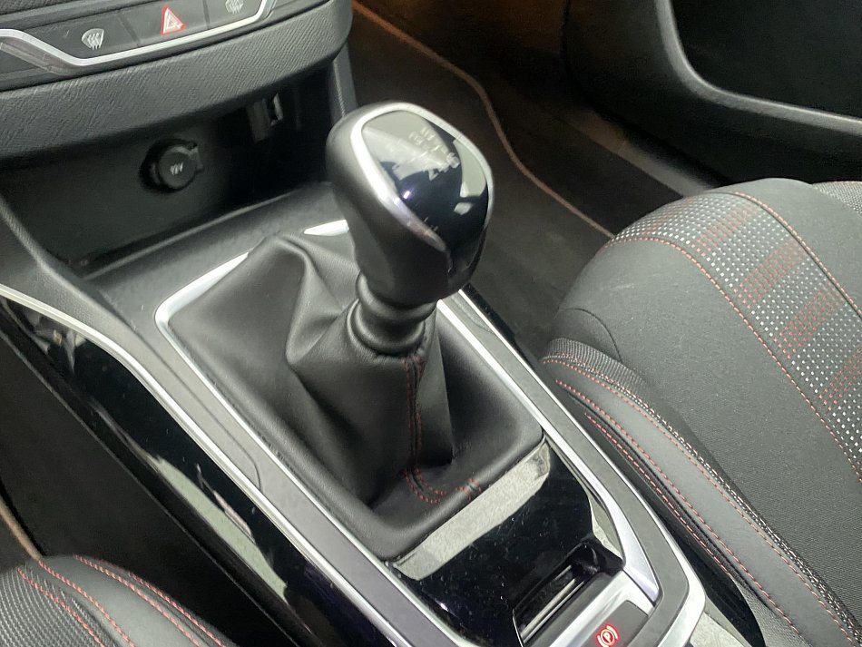 Peugeot 308 1.5HDi 